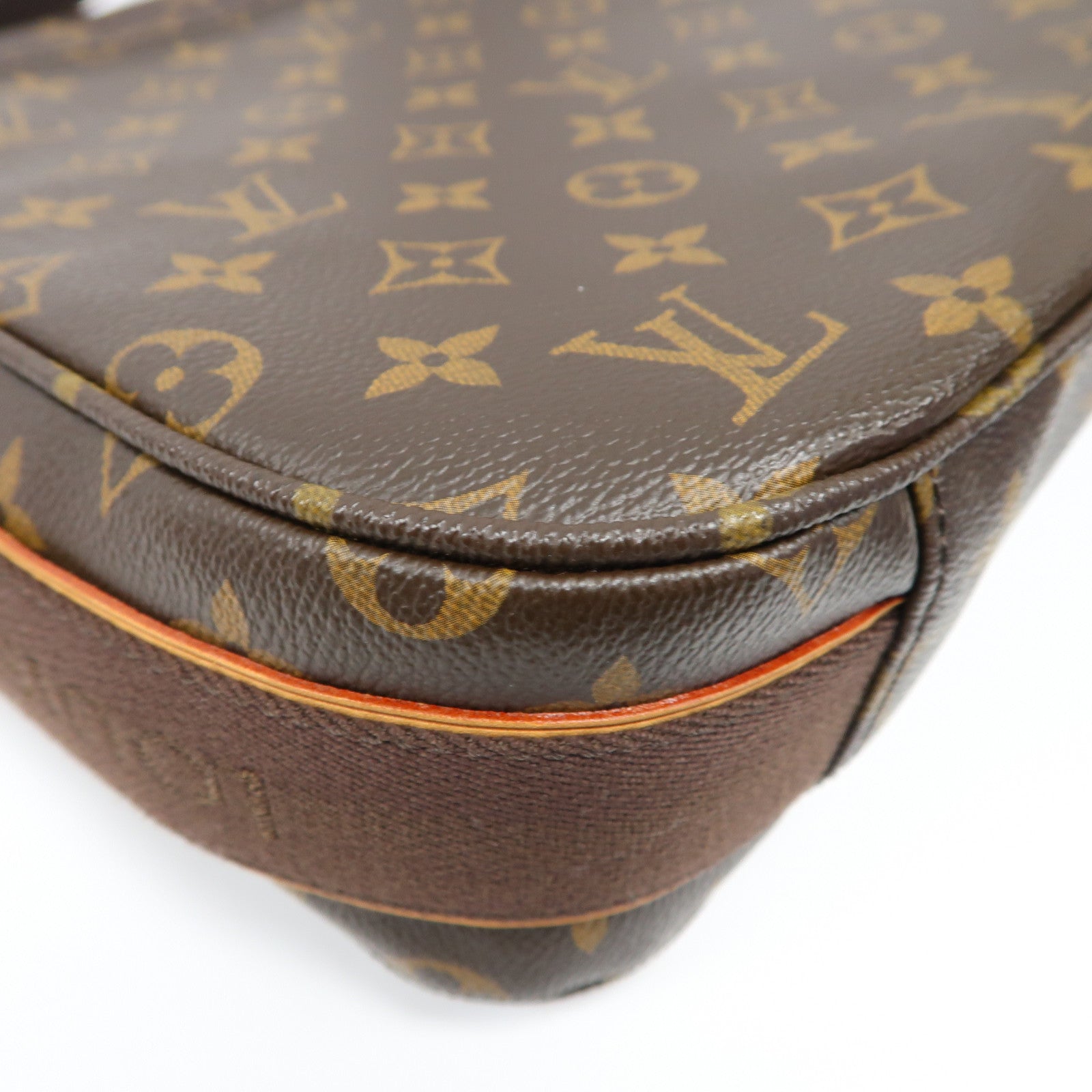 LOUIS VUITTON Monogram Valmy MM金扣肩背袋啡色