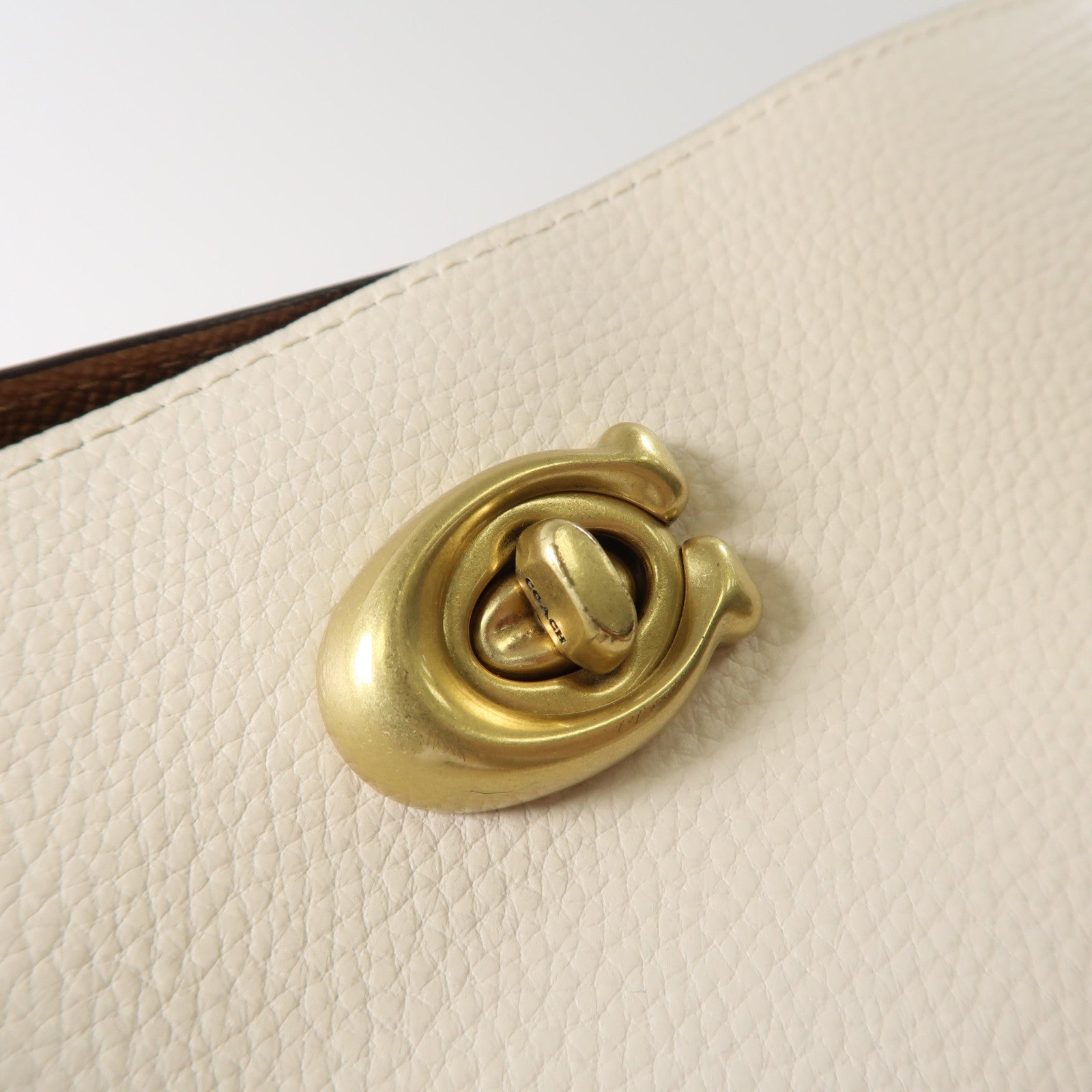 COACH 【激減優惠】皮革Willow Shoulder Bag金扣手挽肩背兩用袋米色/棕色