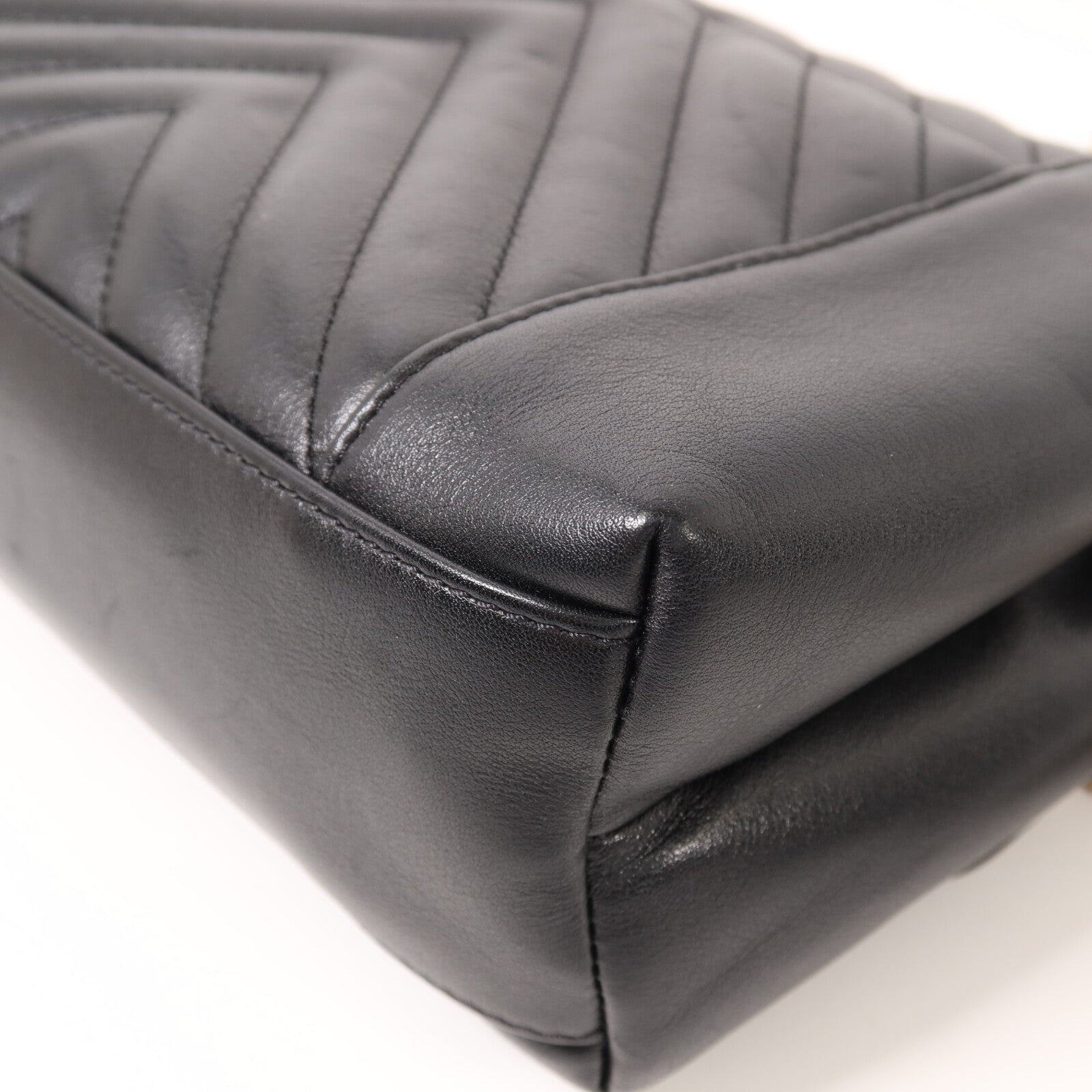 CHANEL 牛皮皮革Shoulder Bag金扣鏈帶肩背袋
