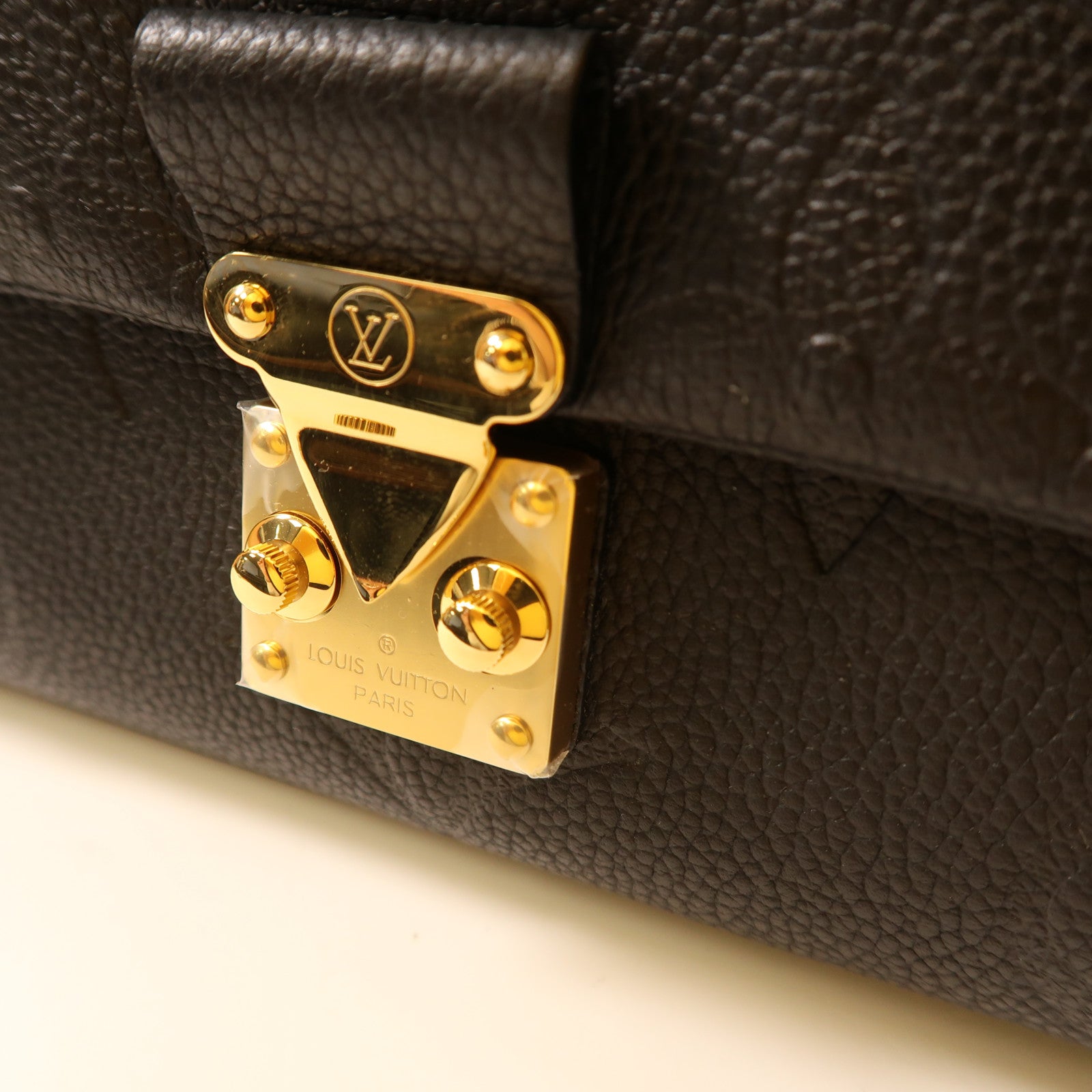 LOUIS VUITTON Monogram Empreinte Madeleine BB金扣手挽肩背兩用袋