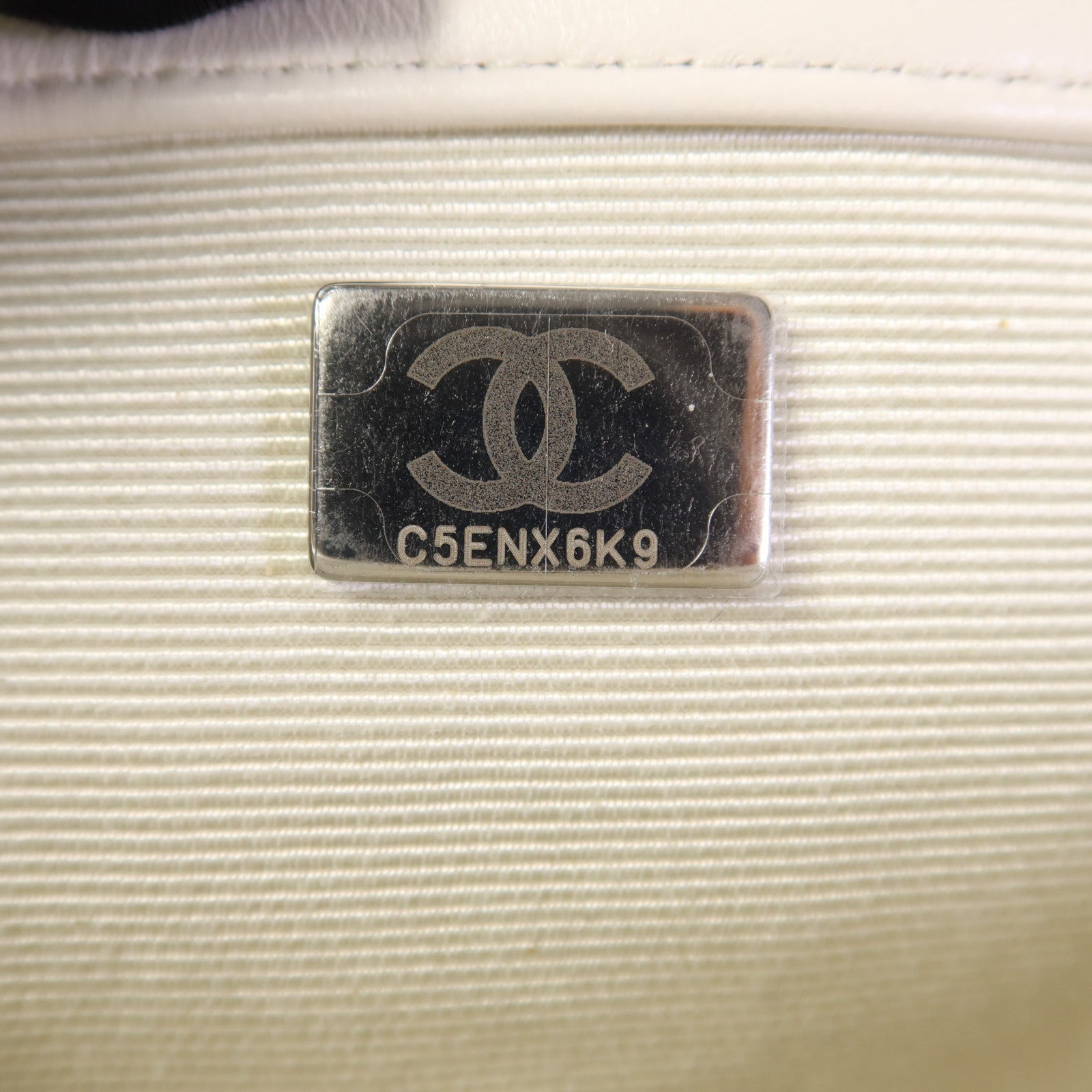 CHANEL 羊毛皮Embroidered Shearling Flap Bag銀扣鏈帶肩背袋