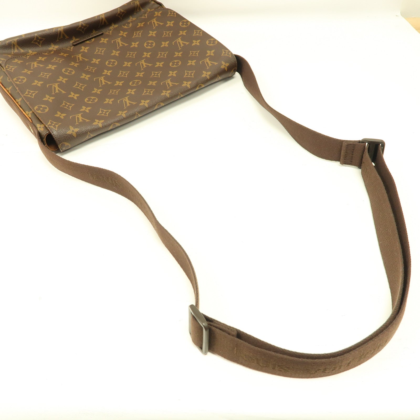 LOUIS VUITTON Monogram Valmy MM金扣肩背袋啡色