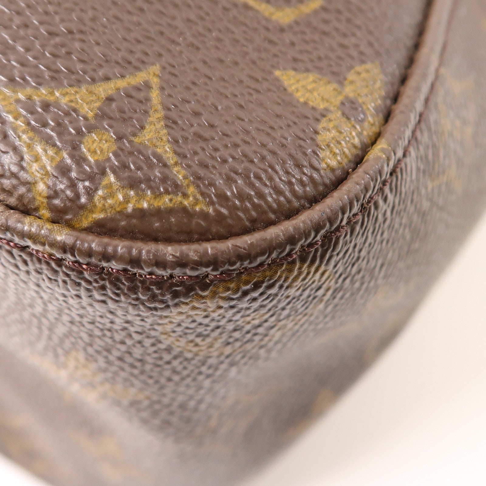 LOUIS VUITTON LV GHW Looping GM Shoulder Bag M51145 Monogram Brown