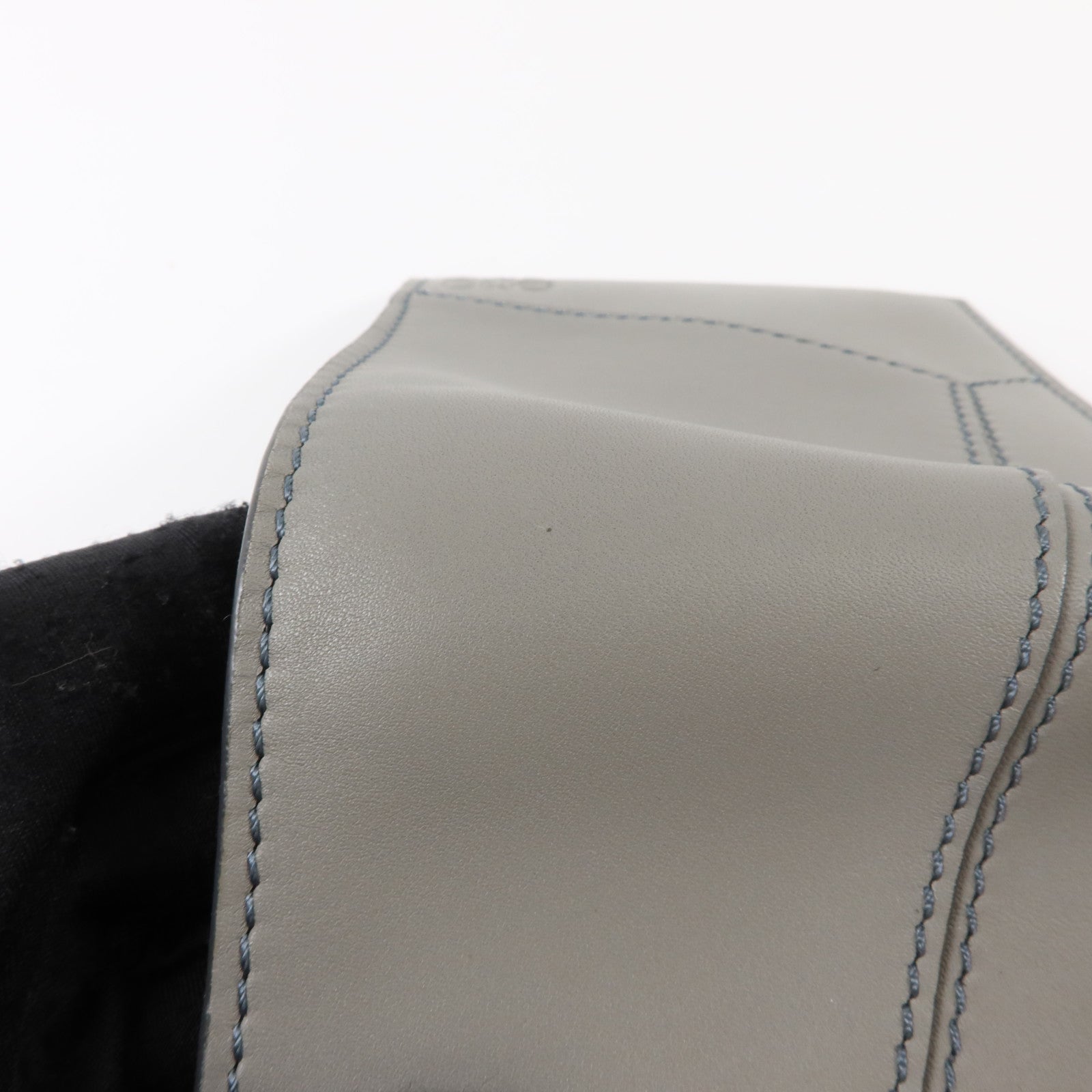 LOEWE 牛皮皮革Puzzle Bifold Wallet錢包