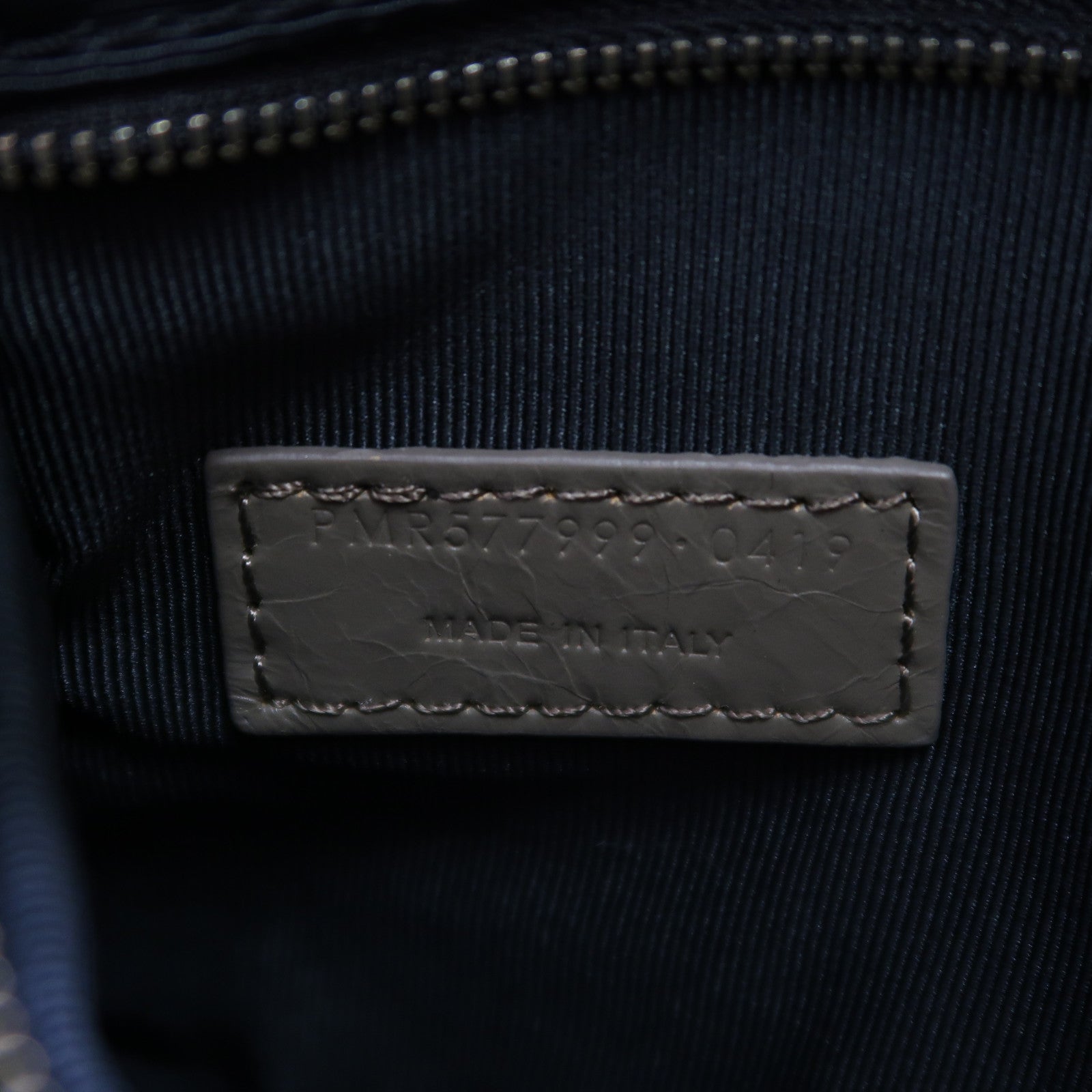 SAINT LAURENT 牛皮皮革Niki Shoulder Bag銀扣鏈帶肩背袋米色