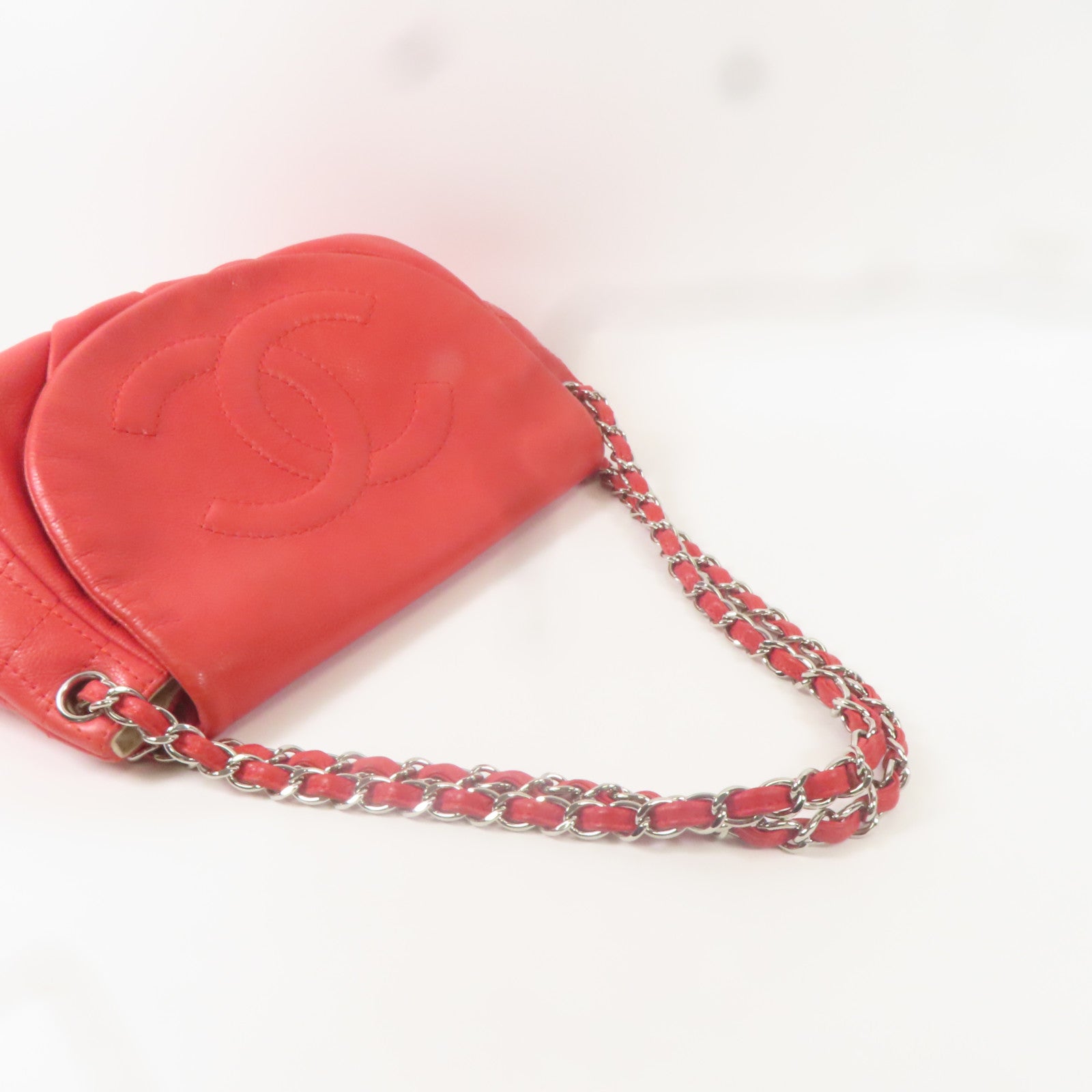 CHANEL 牛皮皮革Shoulder Bag銀扣肩背袋紅色