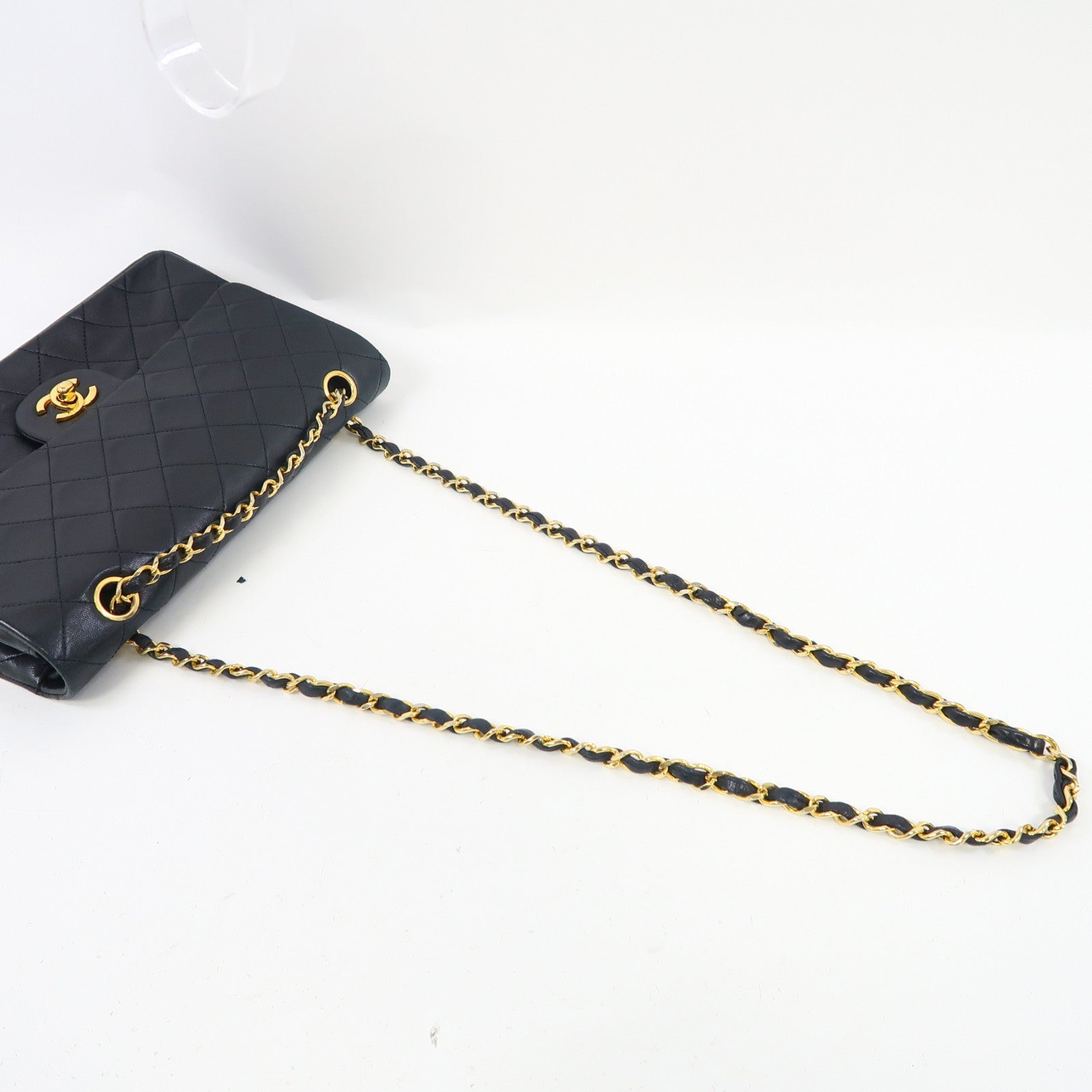 CHANEL 菱格羊皮皮革Vintage Classic Bag金扣鏈帶肩背袋黑色