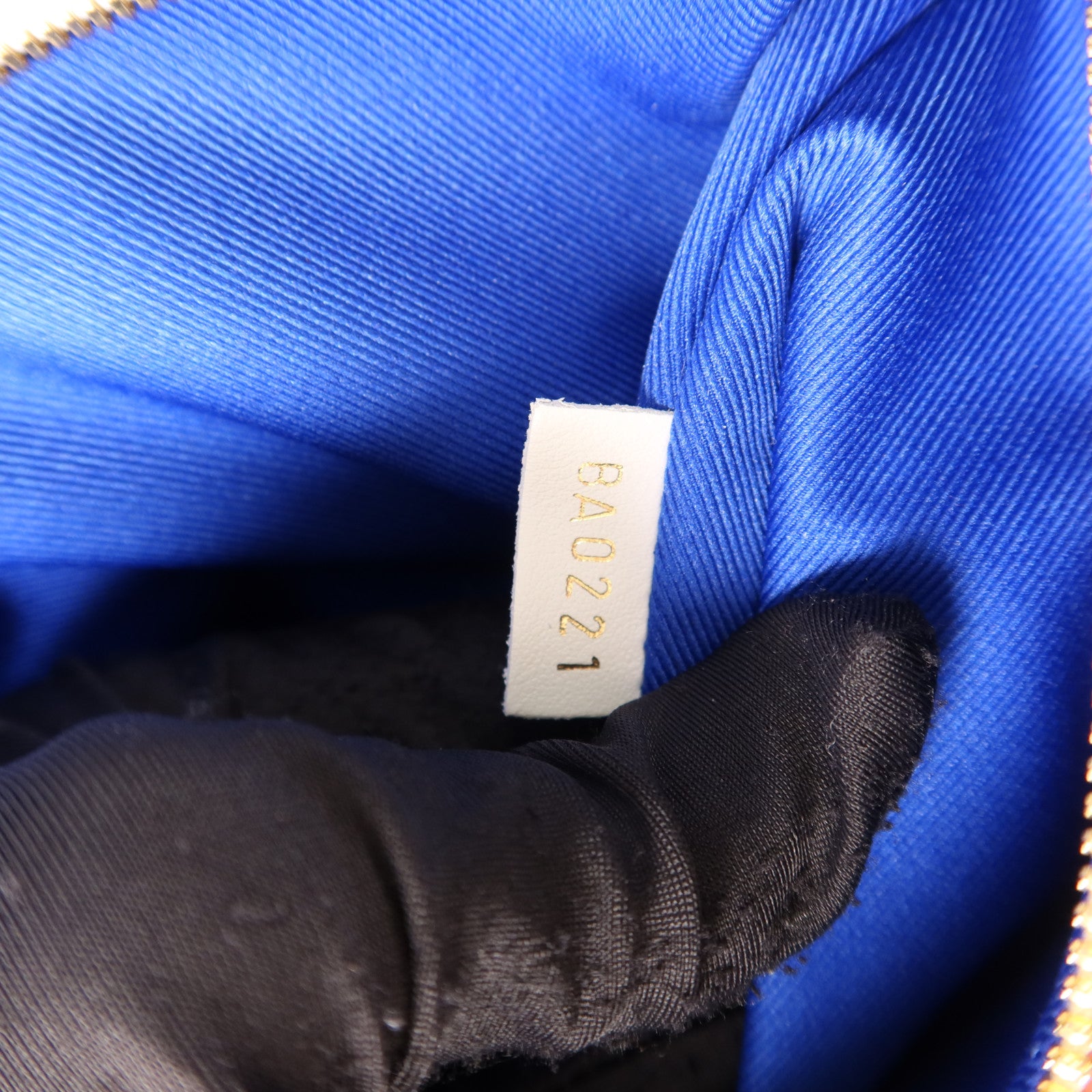 LOUIS VUITTON Monogram Antarctica LV X NBA Keepall Bandouliere55金扣手挽肩背兩用袋