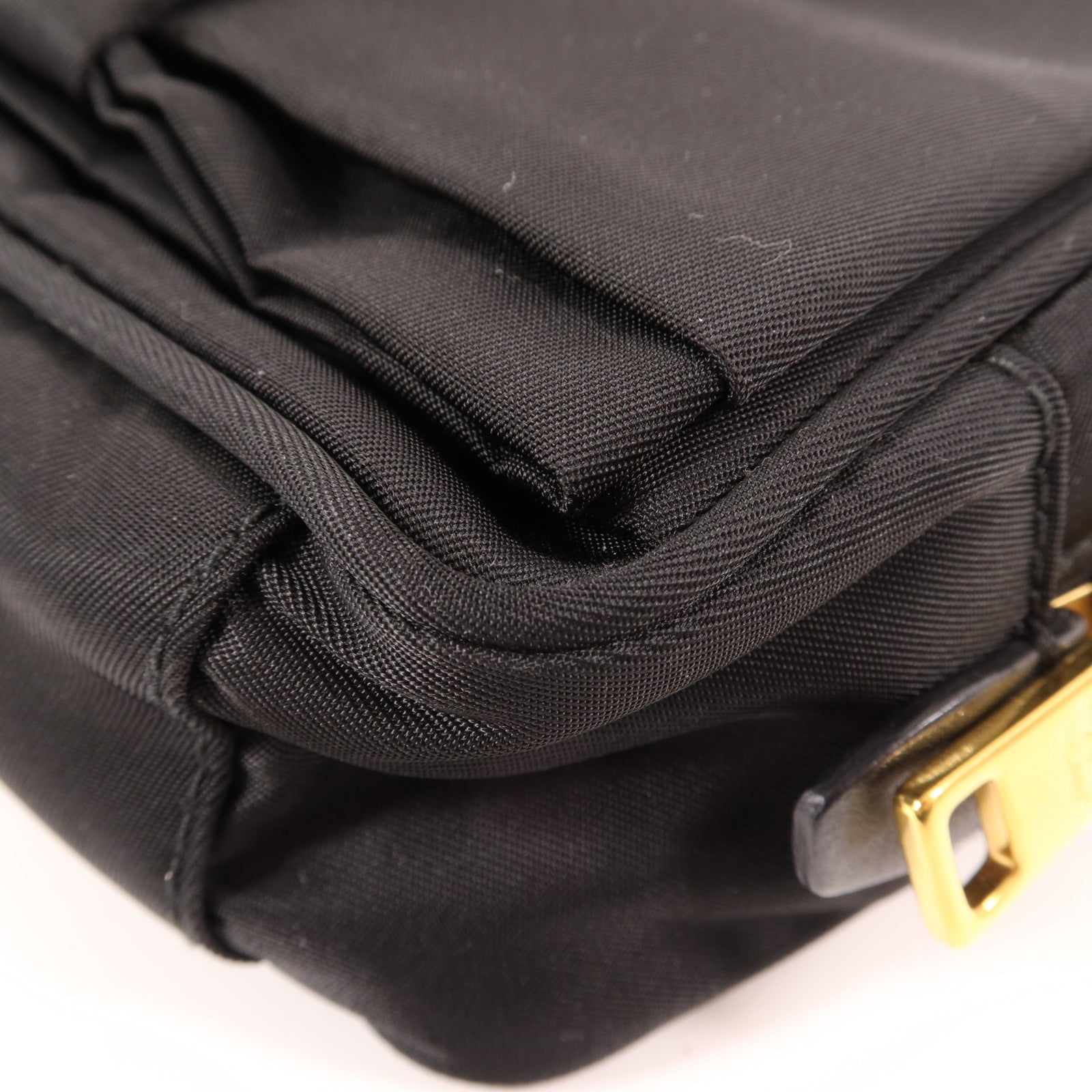 PRADA 尼龍Shoulder Bag金扣肩背袋