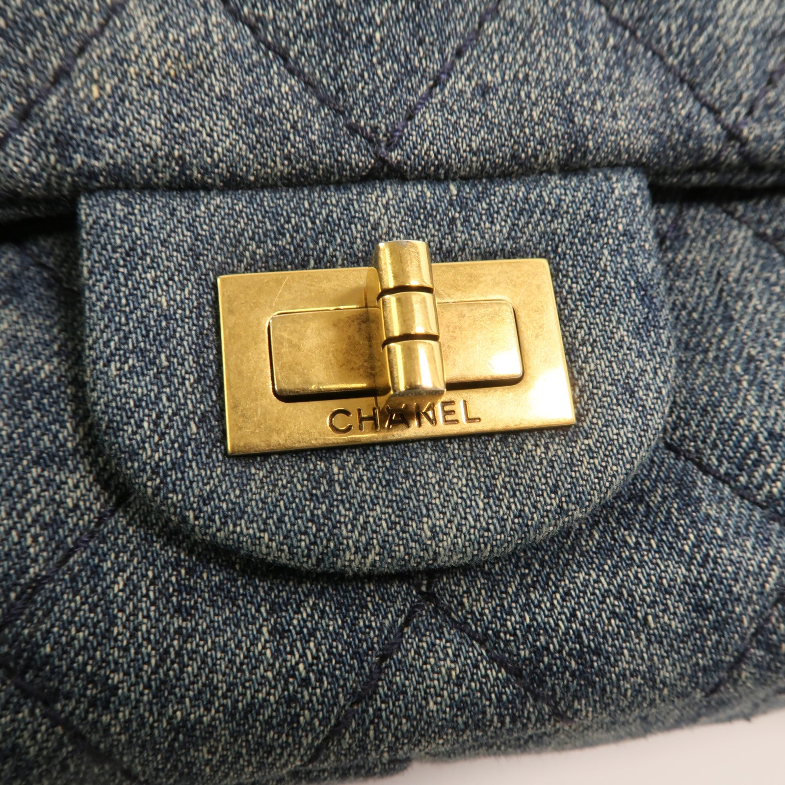 CHANEL 牛仔布2.55 Large金扣鏈帶肩背袋