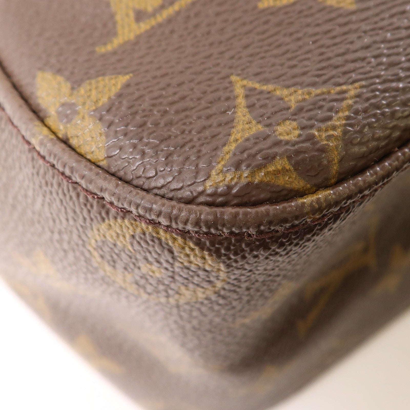 LOUIS VUITTON LV GHW Looping GM Shoulder Bag M51145 Monogram Brown