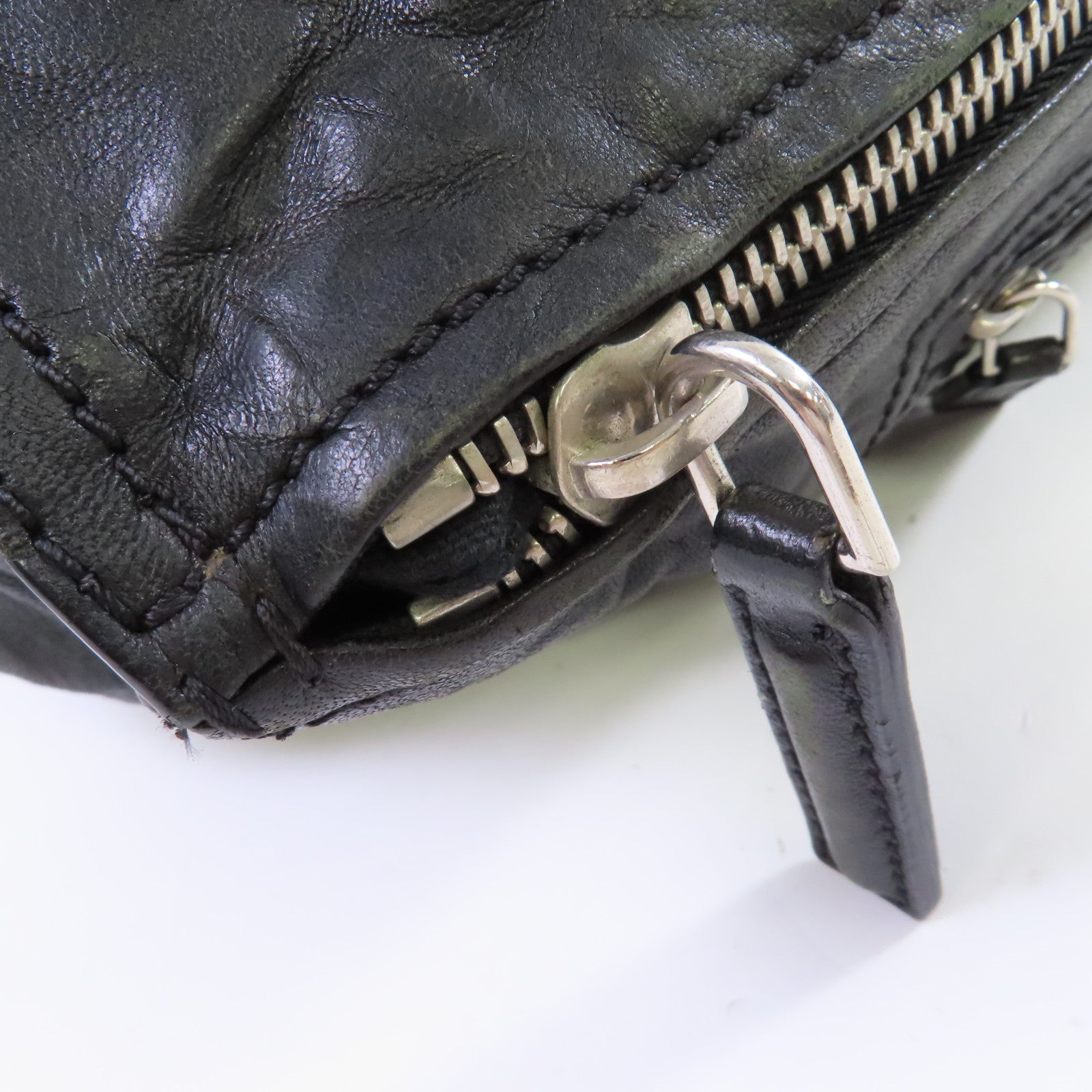 GIVENCHY 皮革Pandora Shoulder Bag銀扣手挽肩背兩用袋黑色