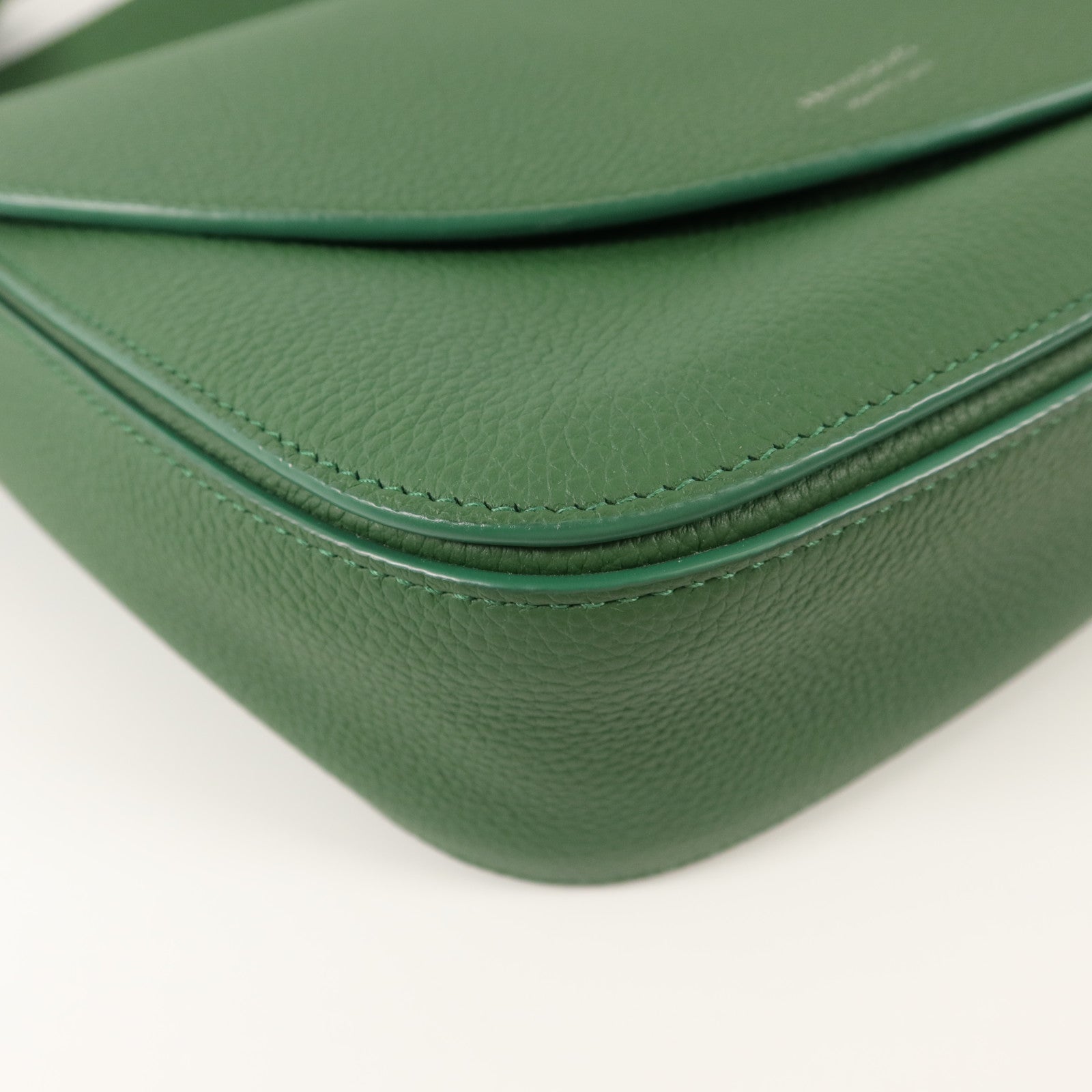Salvatore Ferragamo 牛皮皮革Fiamma Messenger Small肩背袋