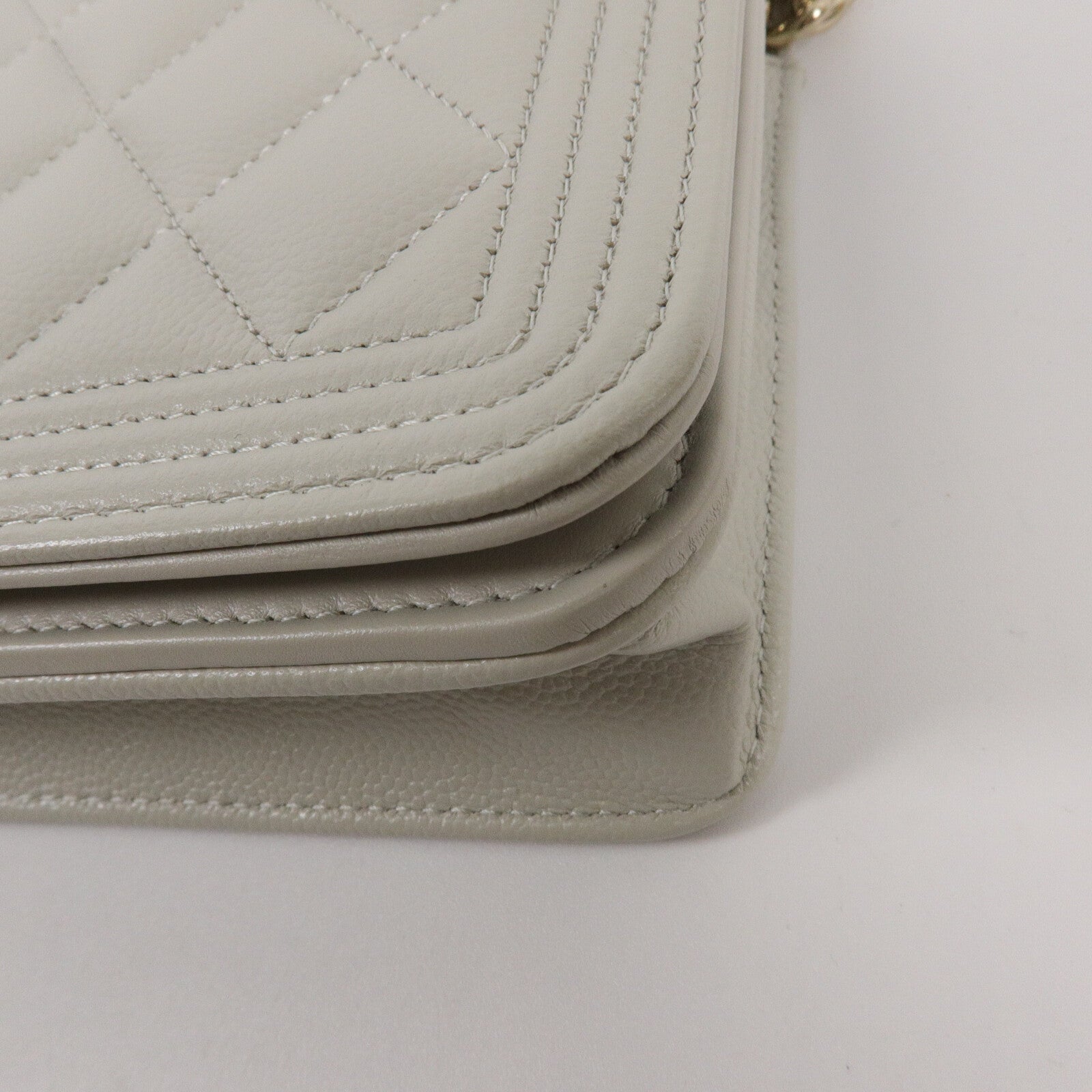 CHANEL 牛皮皮革WOC Wallet On Chain鏈帶肩背袋