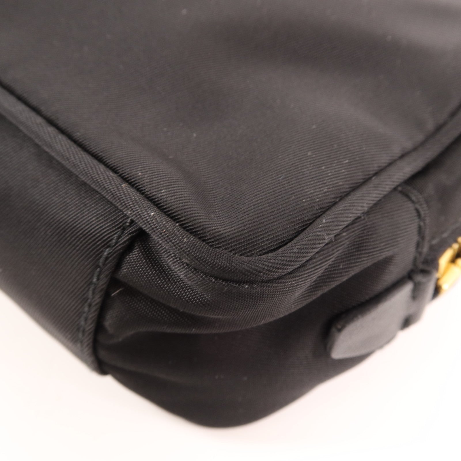 PRADA 尼龍Shoulder Bag金扣肩背袋