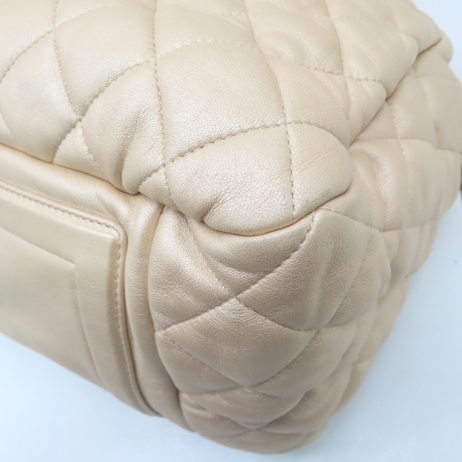 CHANEL 【激減優惠】菱格羊皮皮革Handbag金扣手挽袋金色