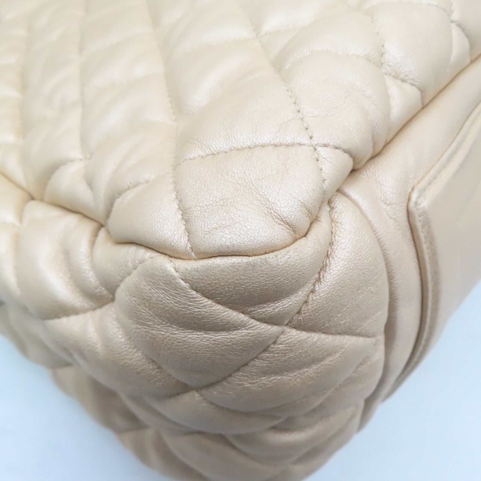 CHANEL 【激減優惠】菱格羊皮皮革Handbag金扣手挽袋金色