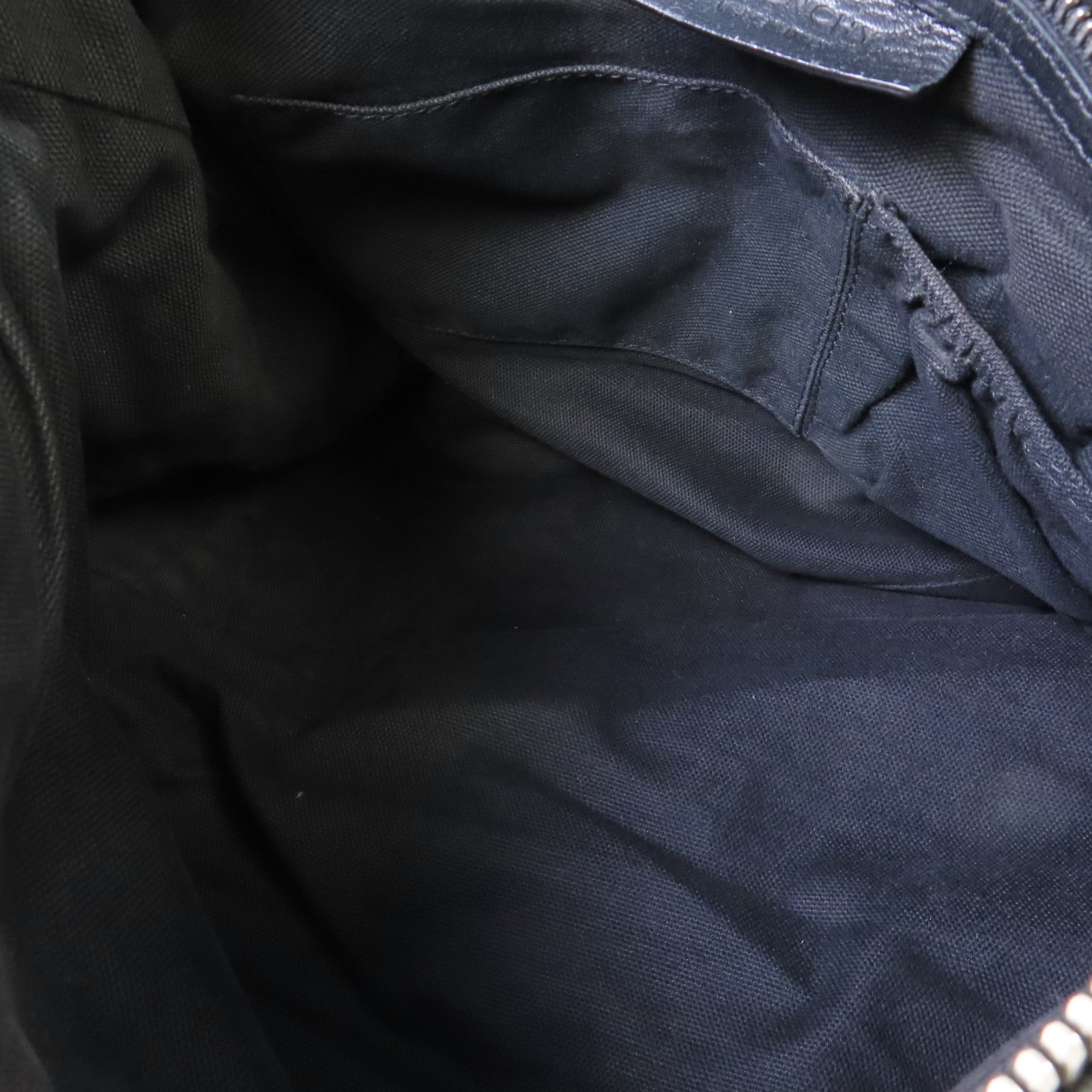GIVENCHY 皮革Pandora Shoulder Bag銀扣手挽肩背兩用袋黑色