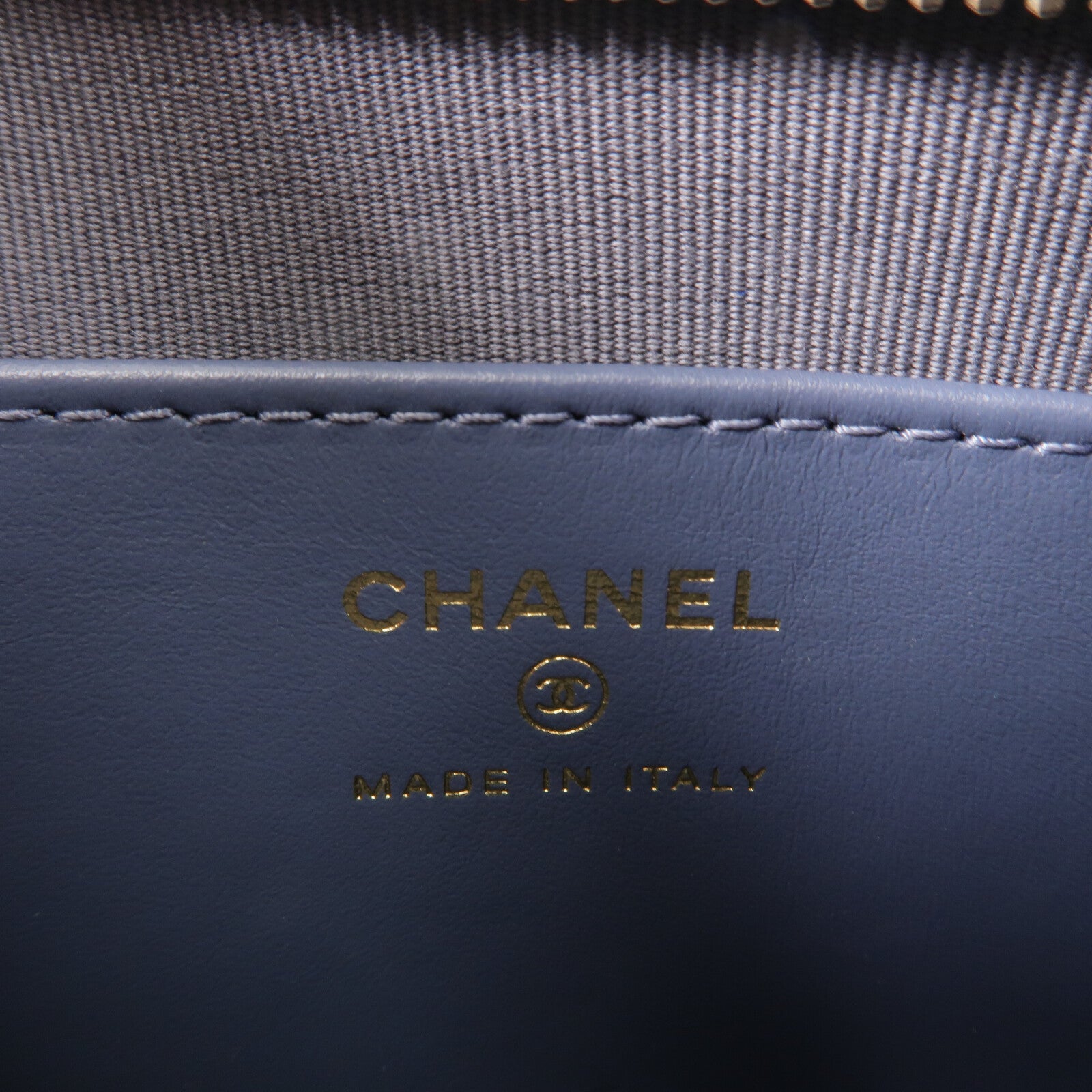 CHANEL 羊皮皮革Chanel 19 Hobo鏈帶肩背袋