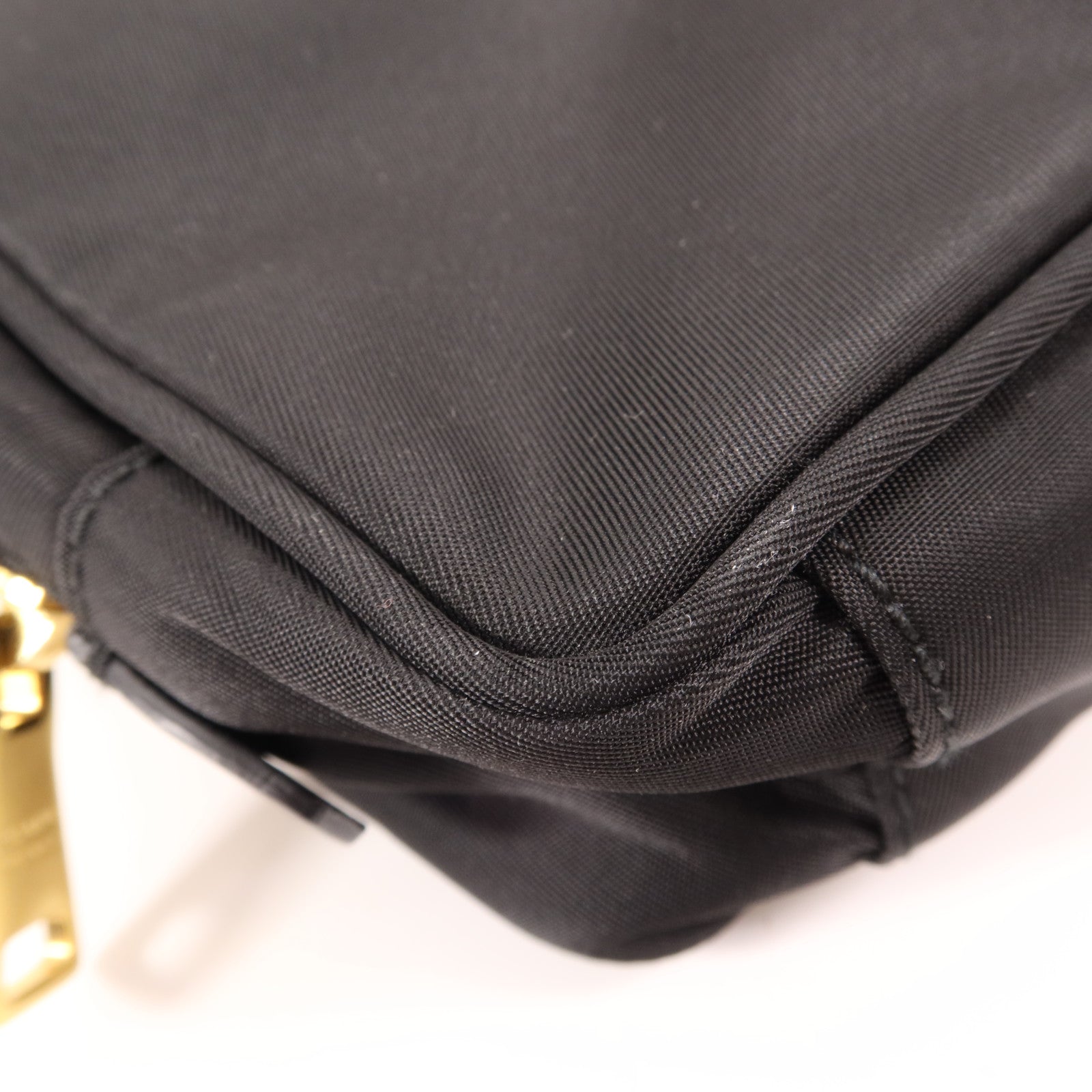 PRADA 尼龍Shoulder Bag金扣肩背袋