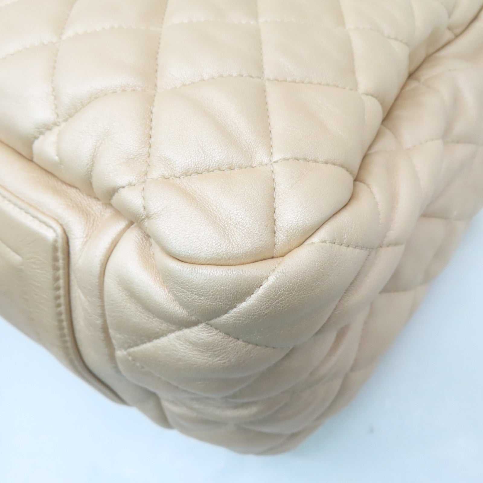 CHANEL 【激減優惠】菱格羊皮皮革Handbag金扣手挽袋金色