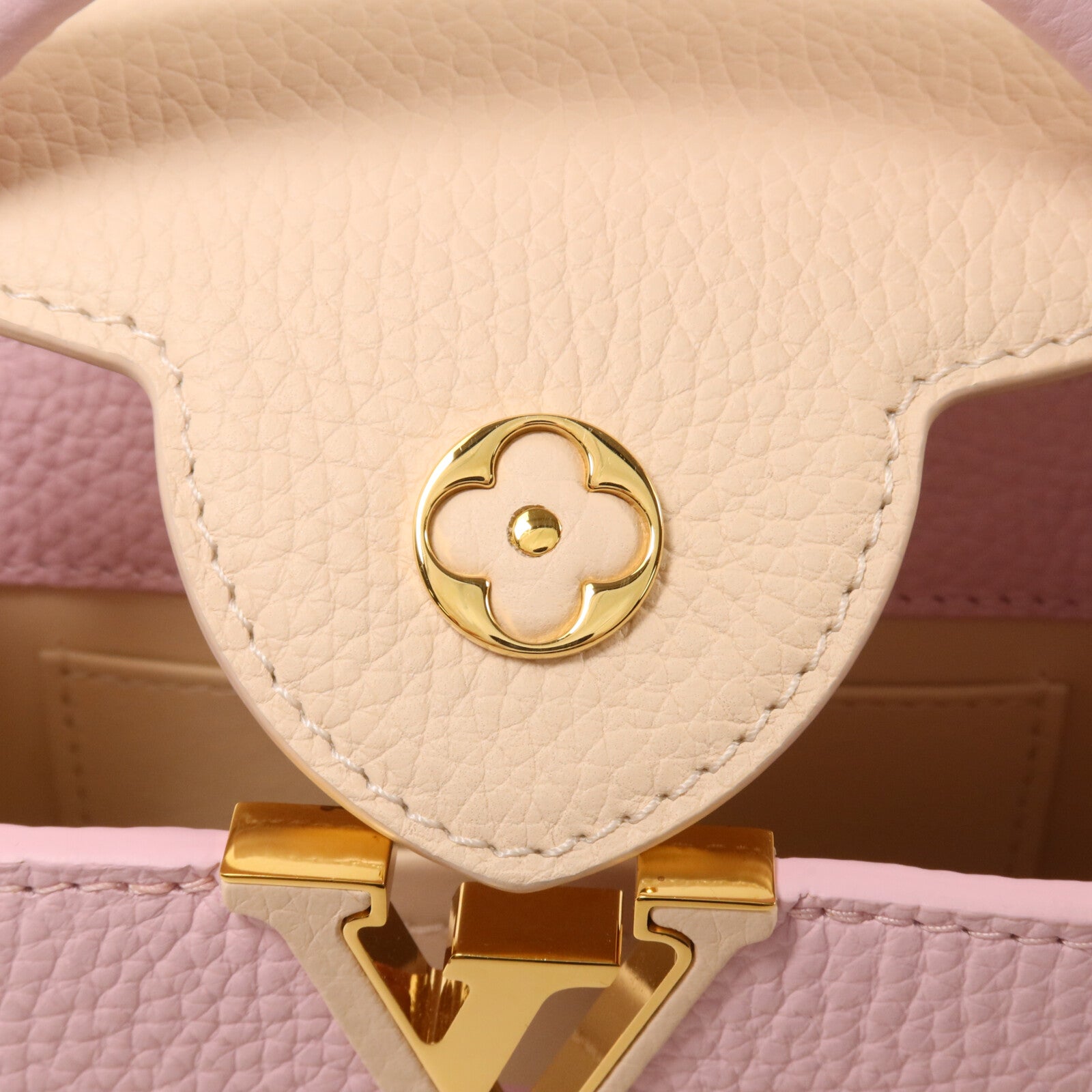 LOUIS VUITTON 牛皮皮革Capucines Mini鏈帶手挽肩背兩用袋