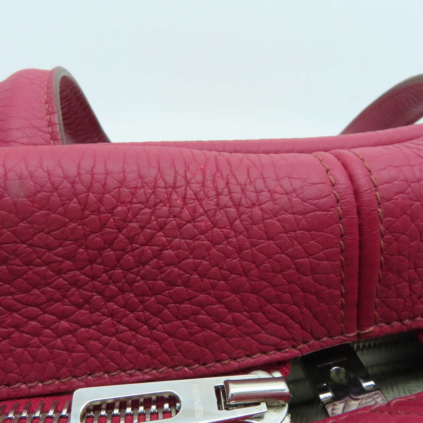 HERMES Clemence皮革Victoria银扣手挽袋Ruby酒红色