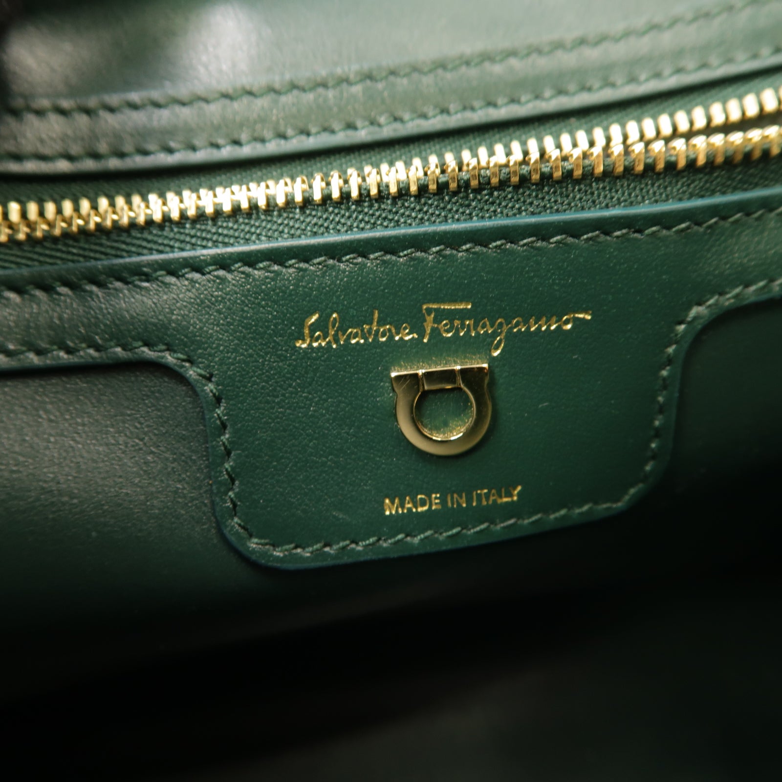 Salvatore Ferragamo 牛皮皮革2way Shoulder Bag金扣手挽肩背兩用袋綠色