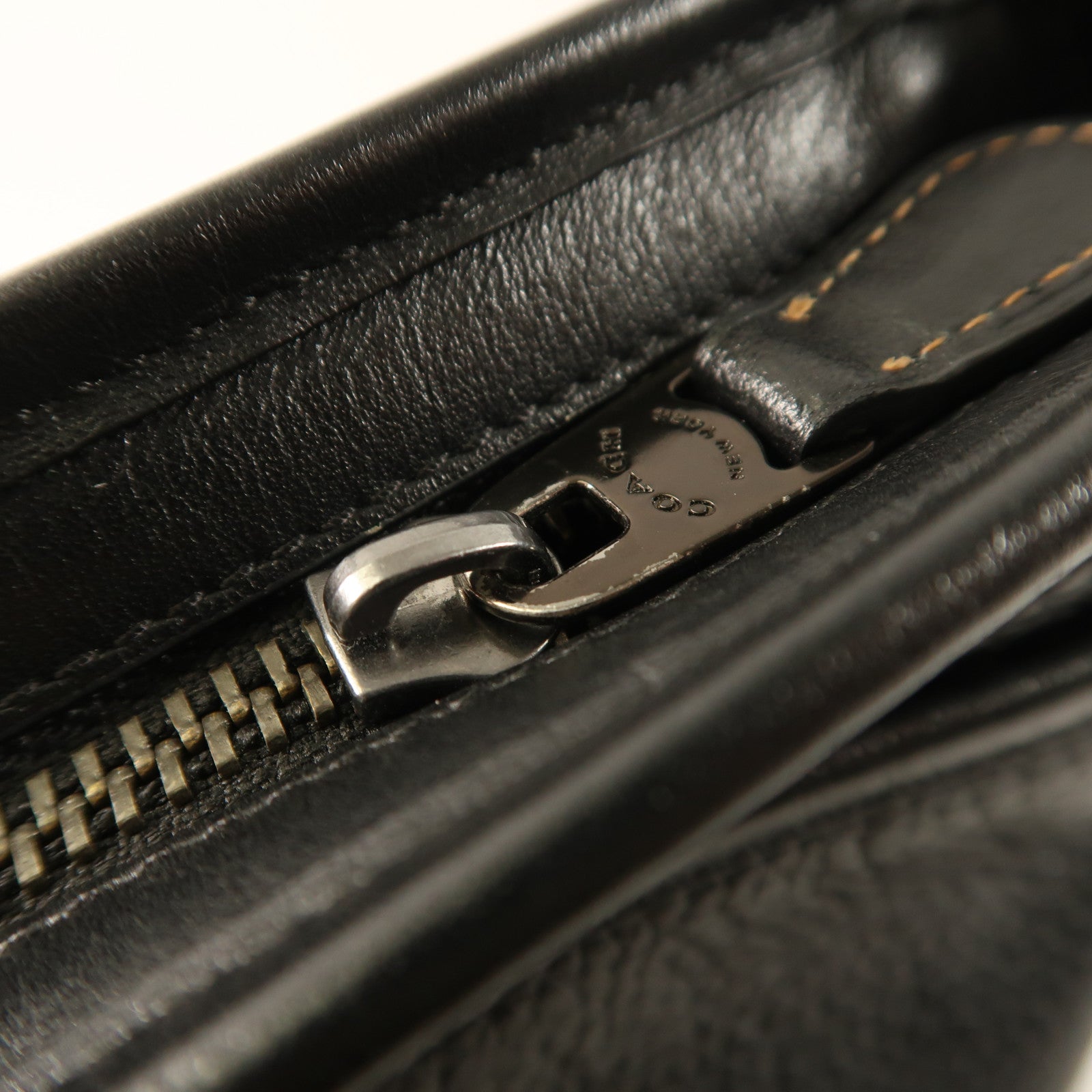COACH 牛皮皮革Gotham Slim肩背袋