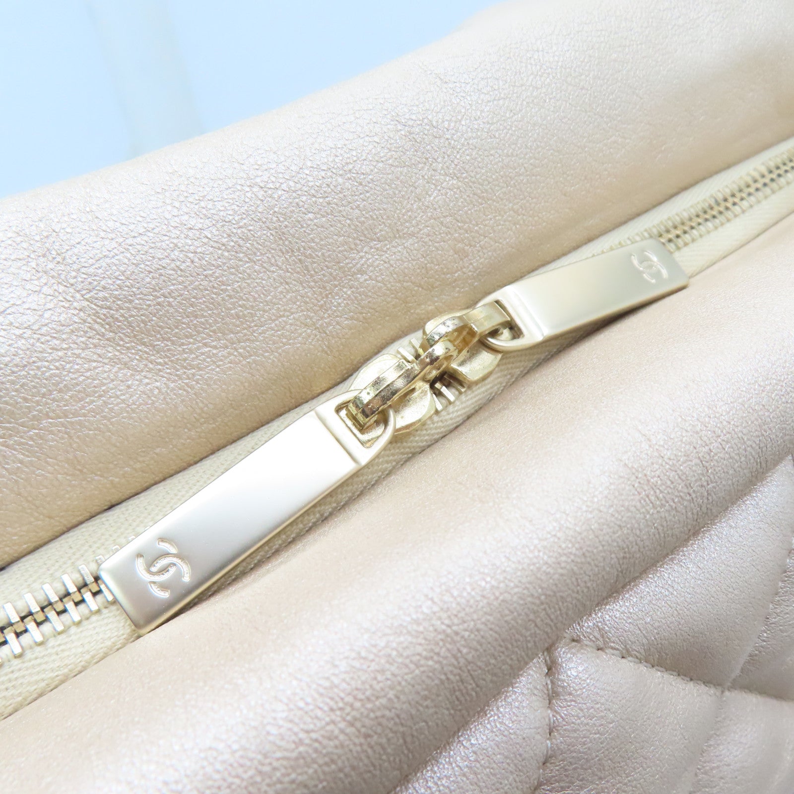 CHANEL 【激減優惠】菱格羊皮皮革Handbag金扣手挽袋金色