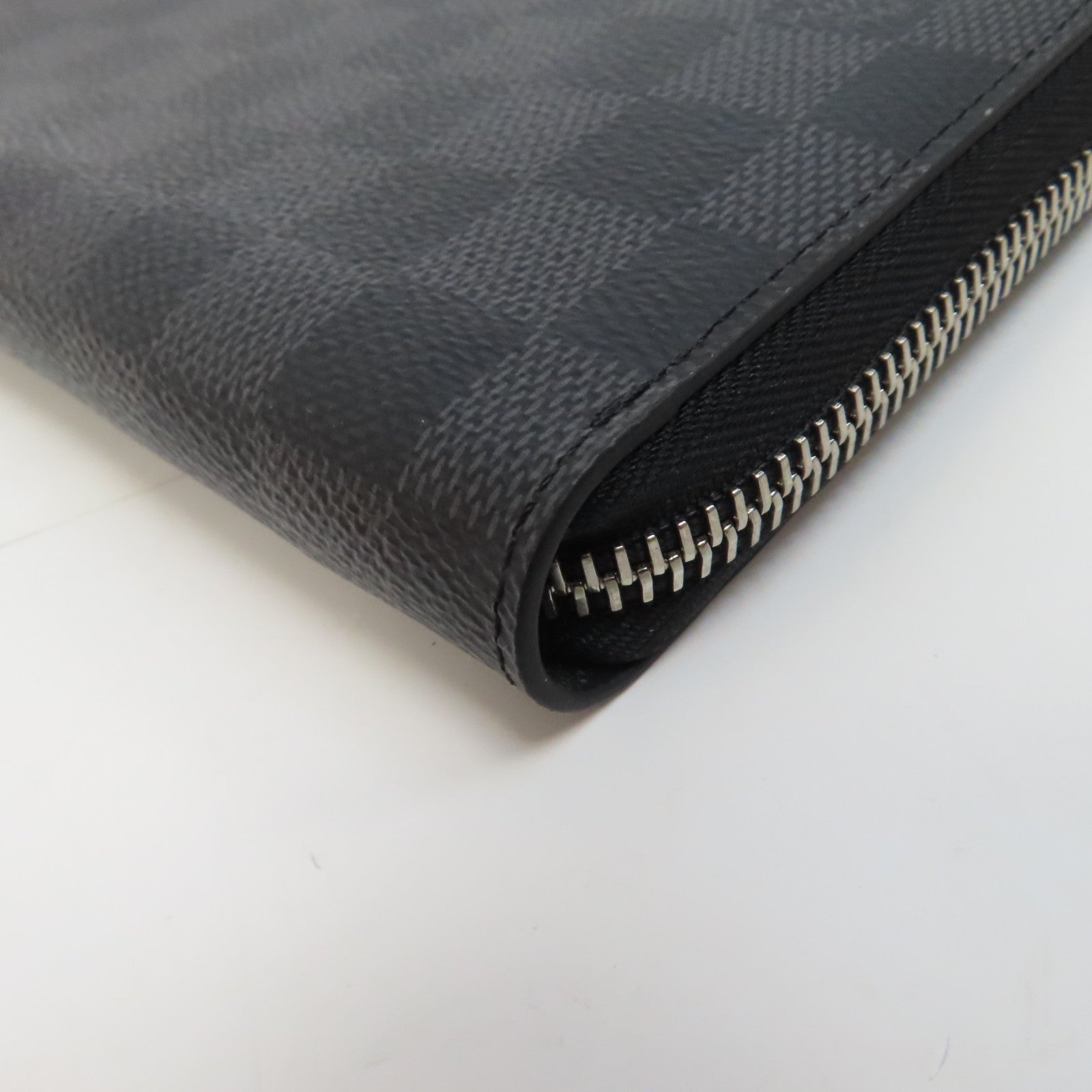 LOUIS VUITTON Damier Graphite Zippy Organizer銀扣長錢包黑色