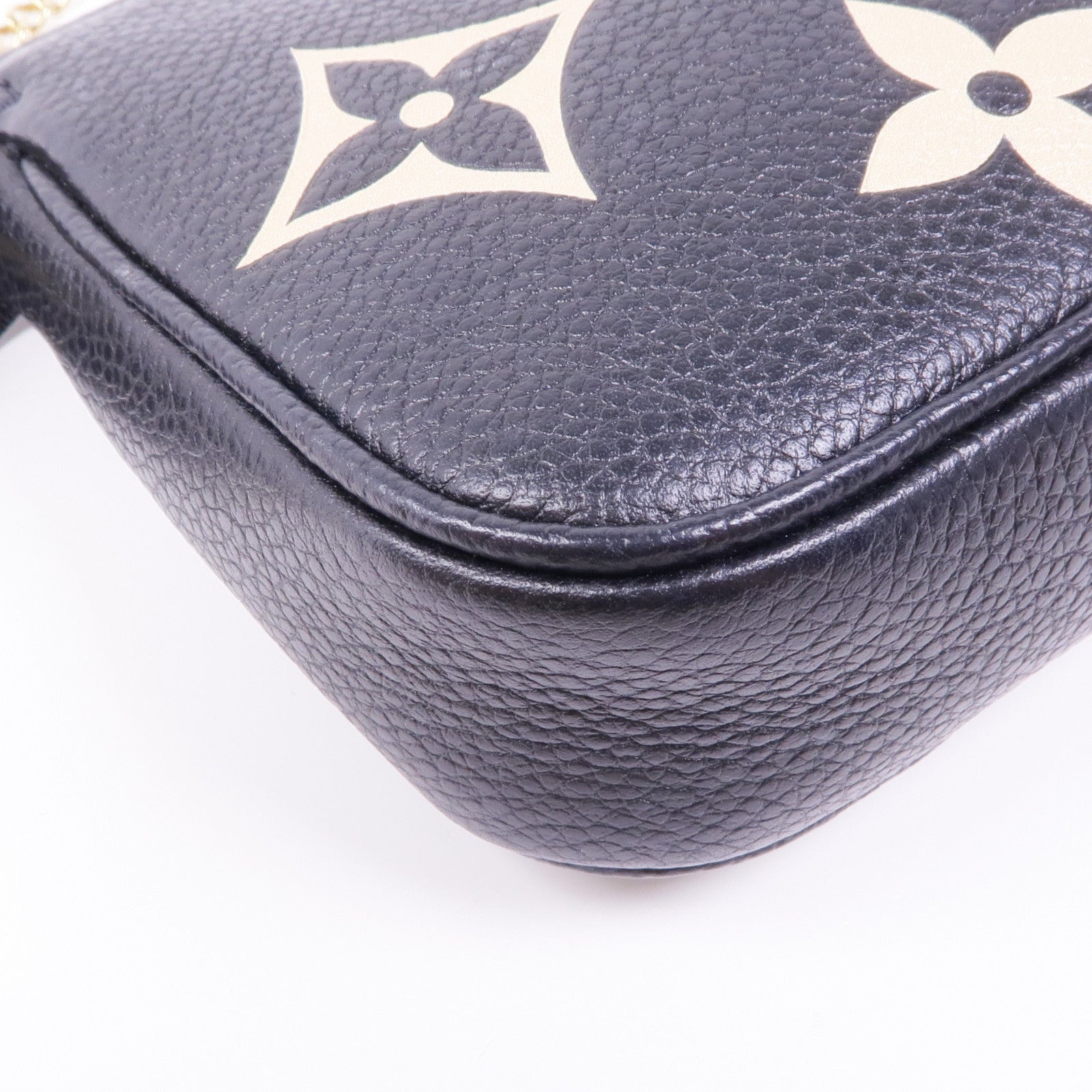 LOUIS VUITTON Monogram Empreinte Mini Pochette金扣鏈帶手挽袋