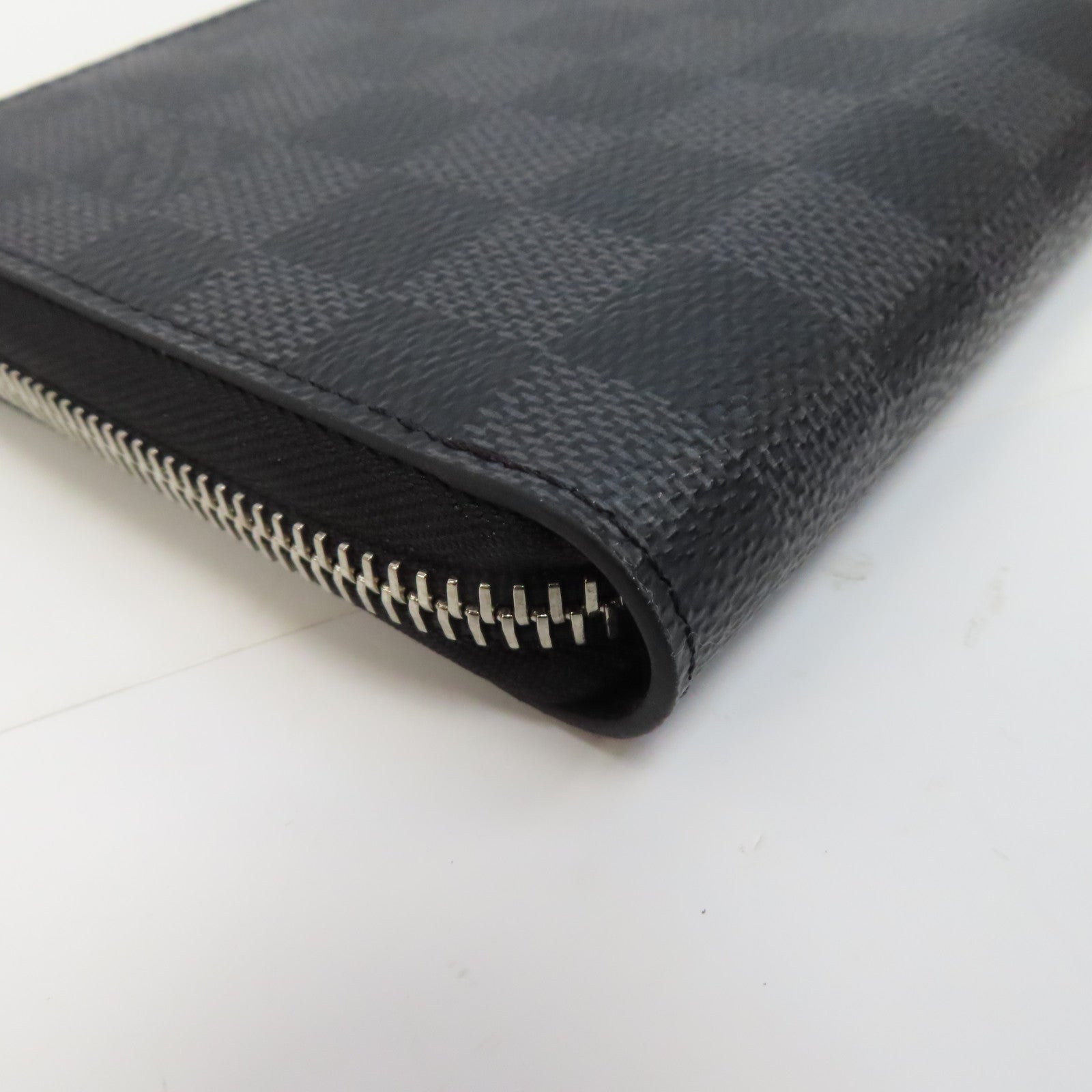 LOUIS VUITTON Damier Graphite Zippy Organizer銀扣長錢包黑色