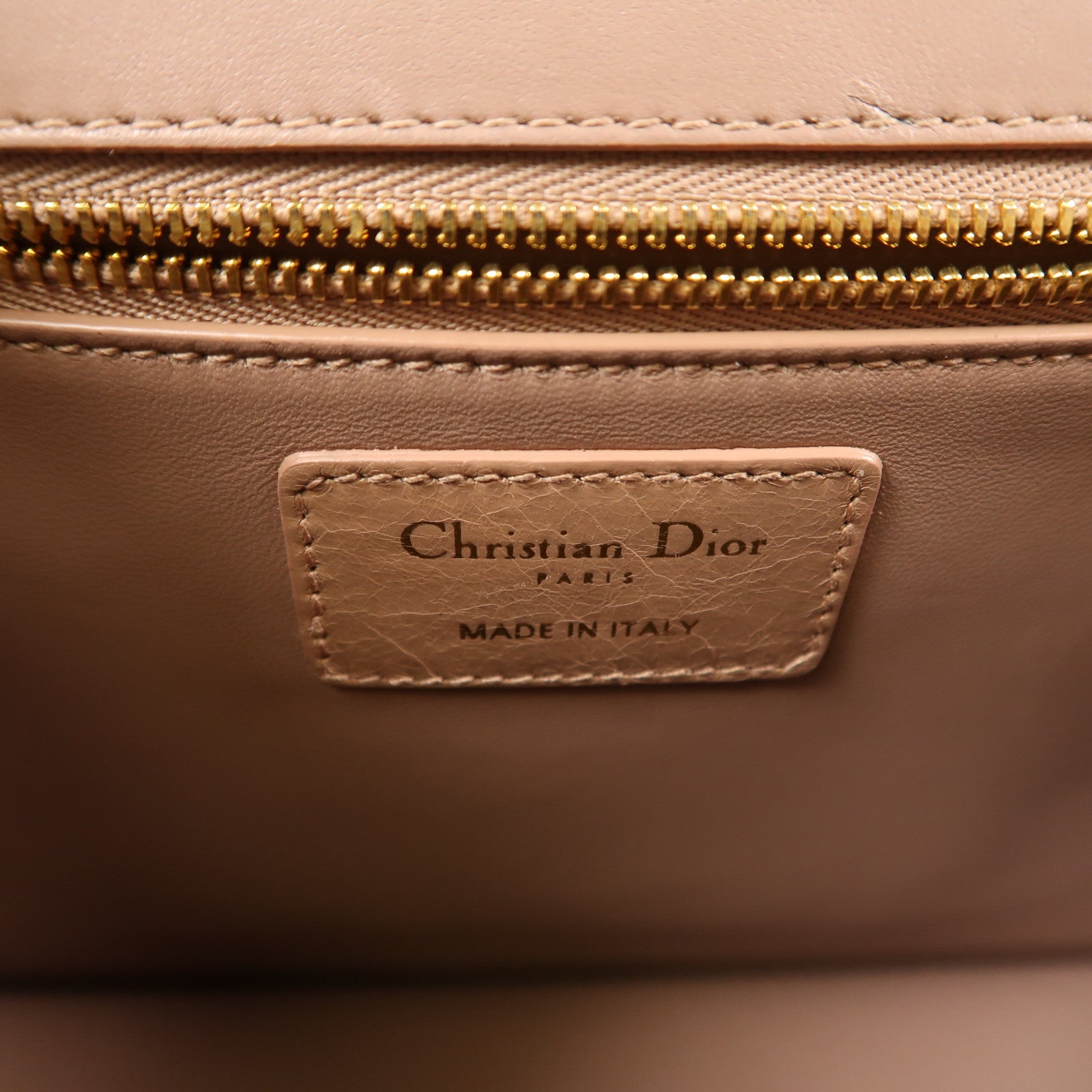 Dior 牛皮皮革30 Montaigne金扣肩背袋