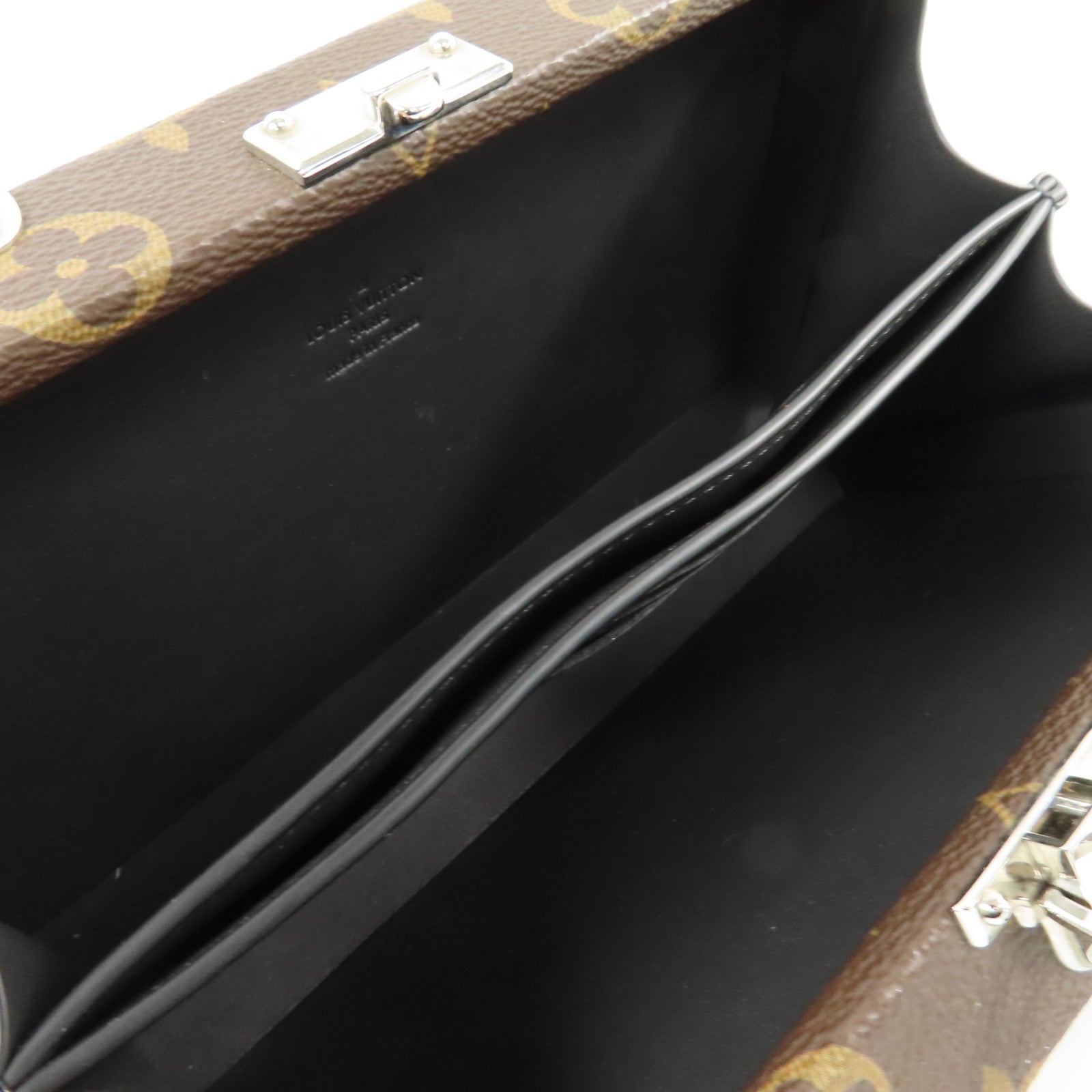 LOUIS VUITTON 【均一特價】Monogram Macassar Wallet Trunk Clutch Pouch銀扣手拿包啡色/黑色