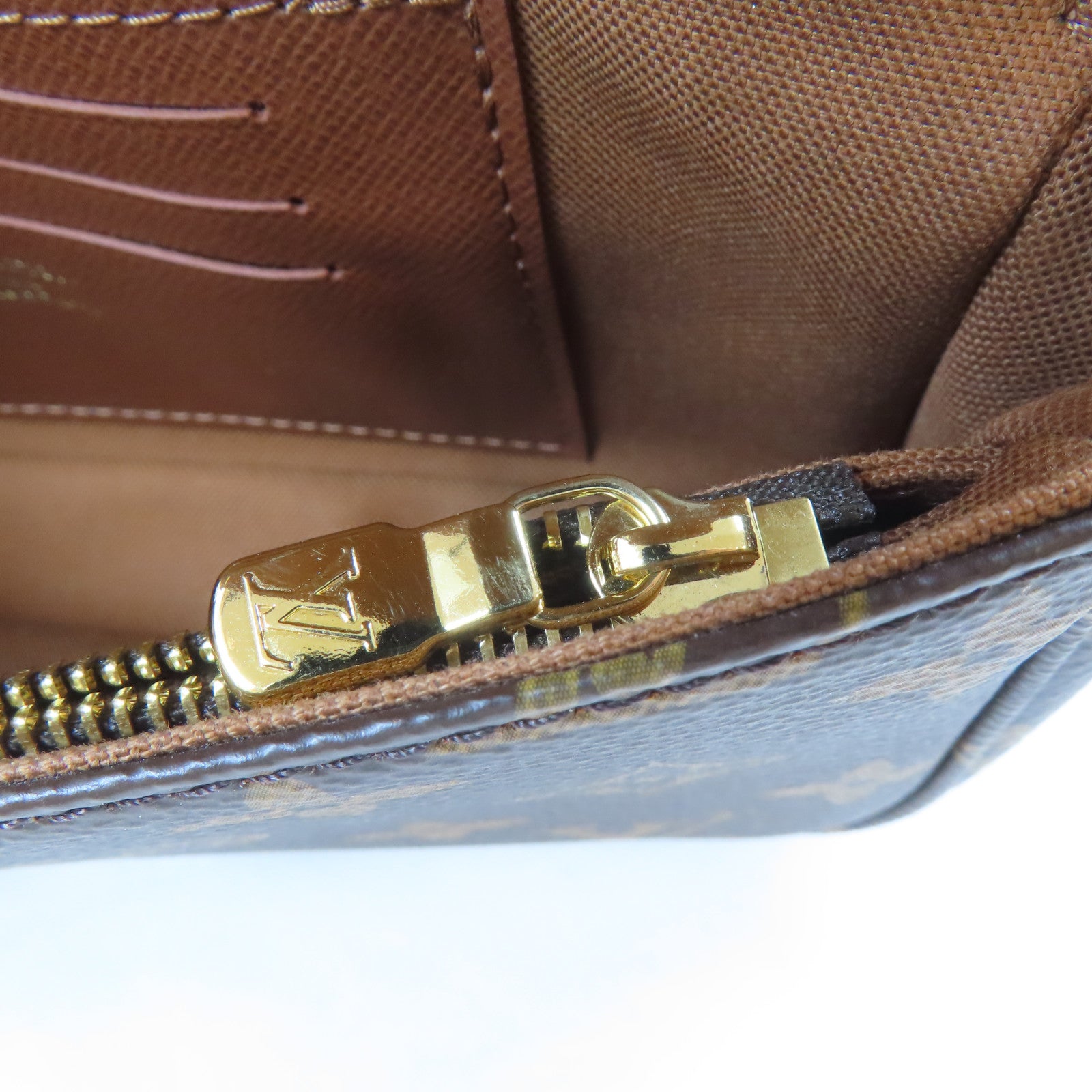 LOUIS VUITTON Monogram Wallet On Chain Ivy金扣肩背袋啡色