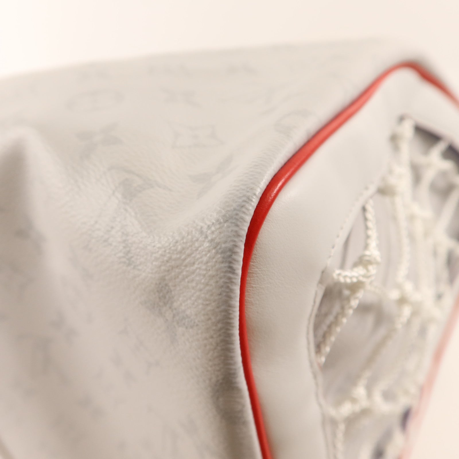 LOUIS VUITTON Monogram Antarctica LV X NBA Keepall Bandouliere55金扣手挽肩背兩用袋