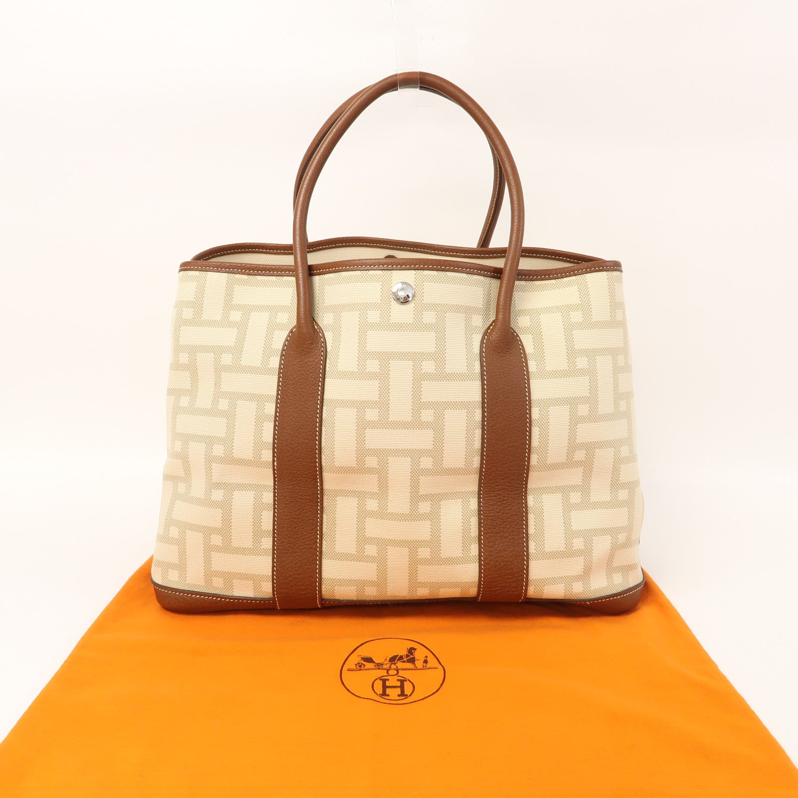 HERMES 【激減優惠】帆布Garden Party PM銀扣手挽袋Gold/Beton