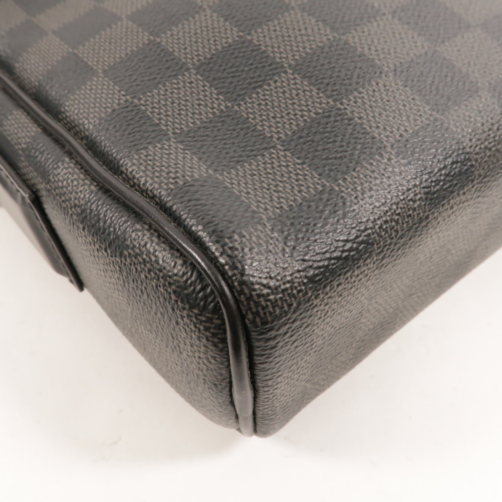 LOUIS VUITTON Damier Graphite Dayton PM肩背袋
