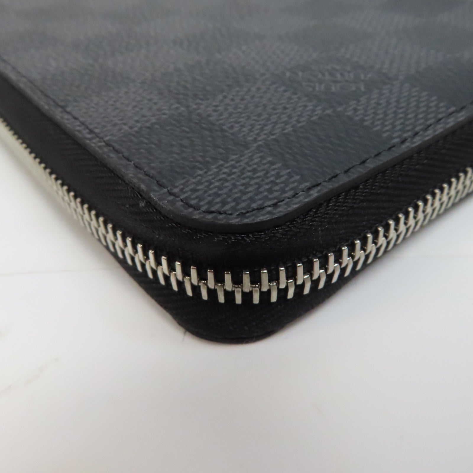 LOUIS VUITTON Damier Graphite Zippy Organizer銀扣長錢包黑色