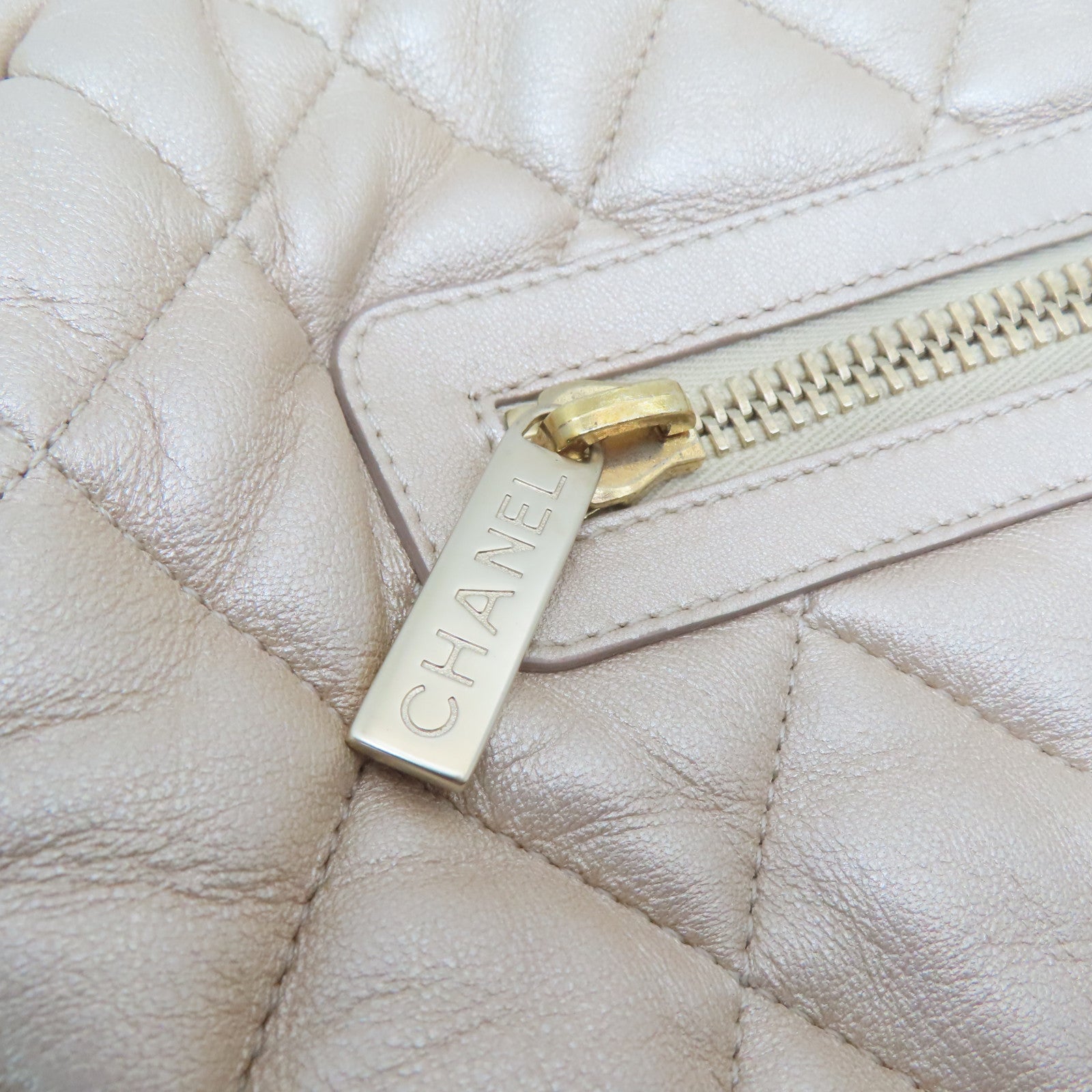 CHANEL 【激減優惠】菱格羊皮皮革Handbag金扣手挽袋金色