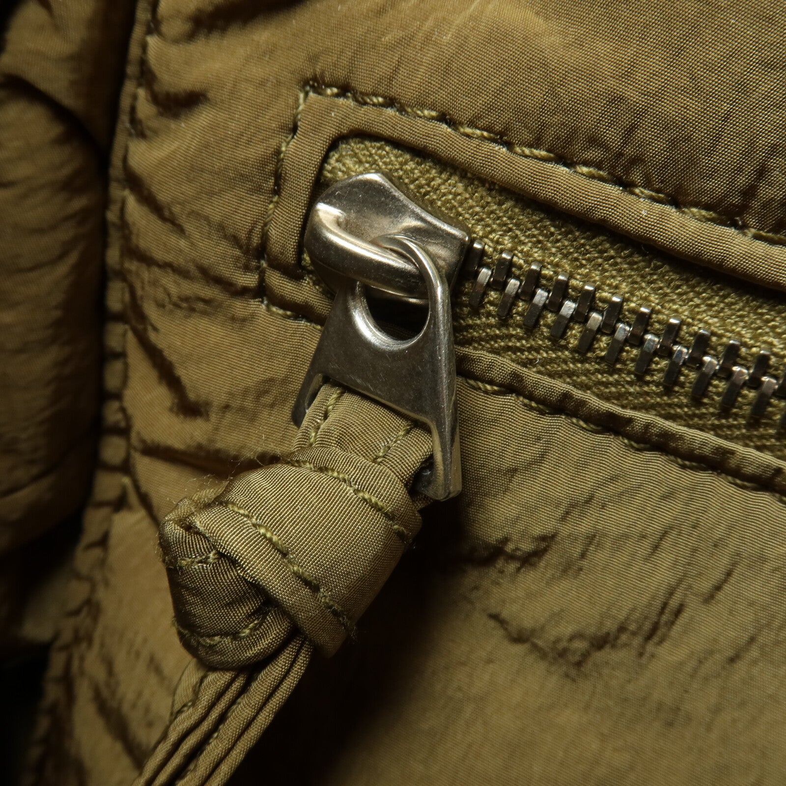 BOTTEGA VENETA 尼龍Small Padded Tech Cassette肩背袋