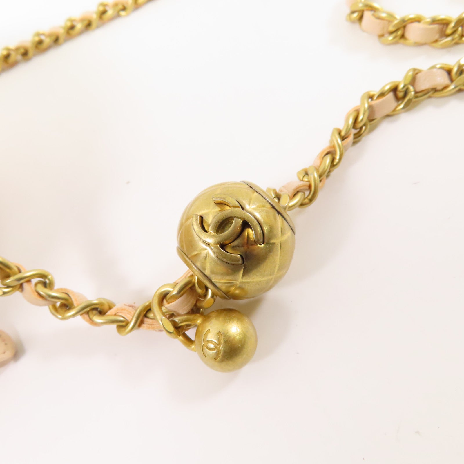 CHANEL 羊皮皮革Chain Bag金扣肩背袋