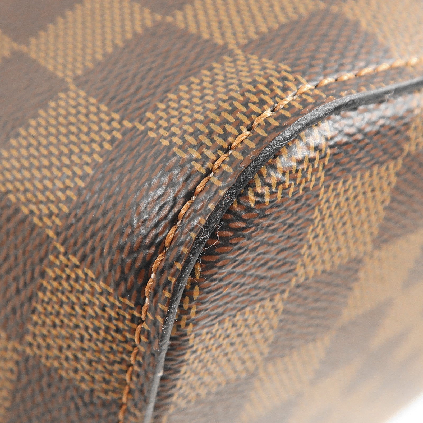 LOUIS VUITTON Damier NeoNoe金扣肩背袋