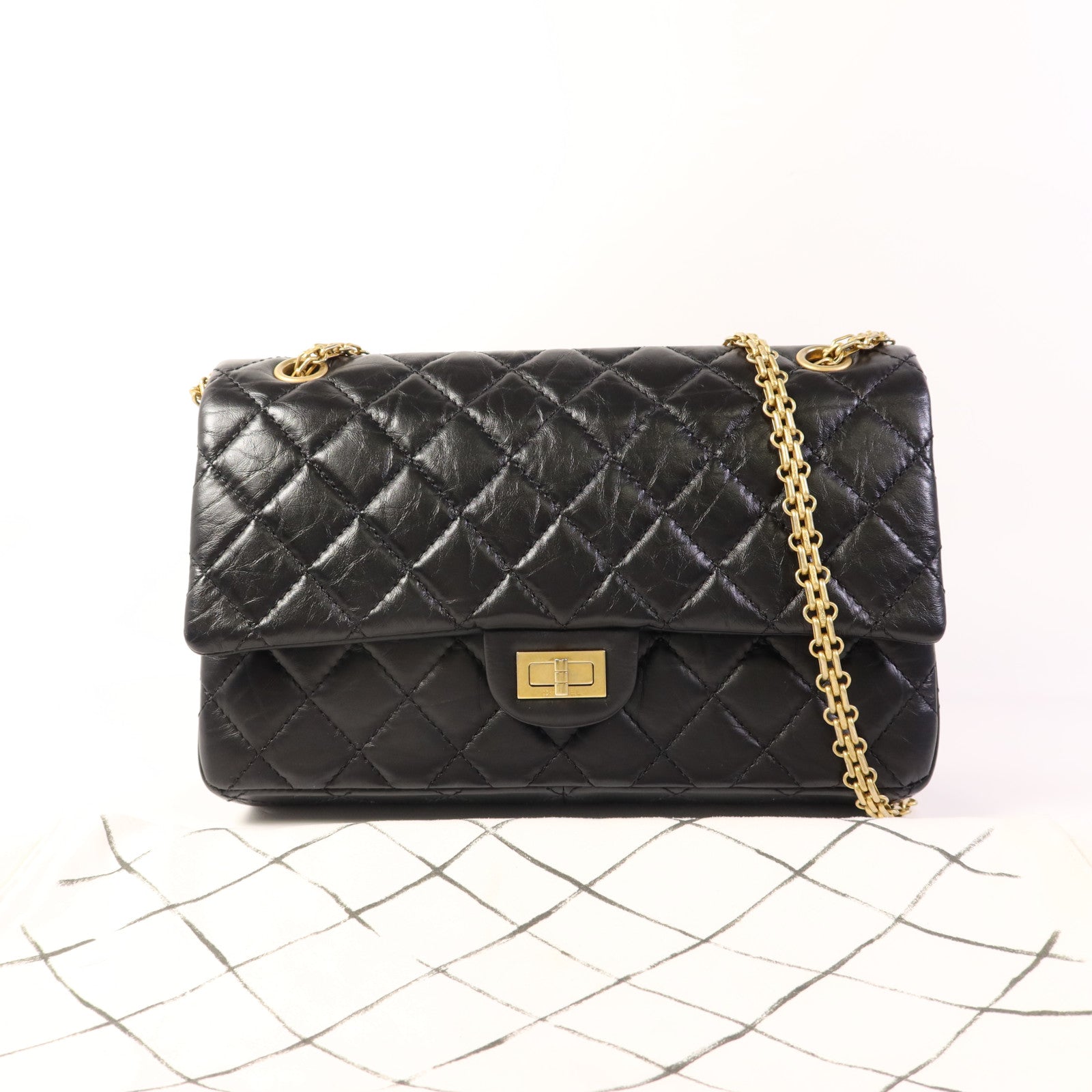CHANEL 牛皮皮革2.55 Large金扣鏈帶肩背袋