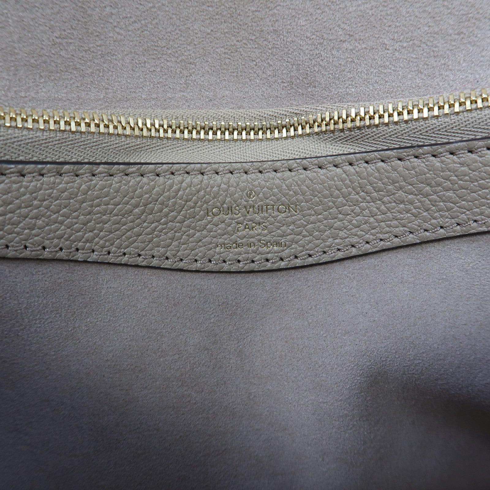 LOUIS VUITTON Monogram Empereinte Diane金扣肩背袋卡其色