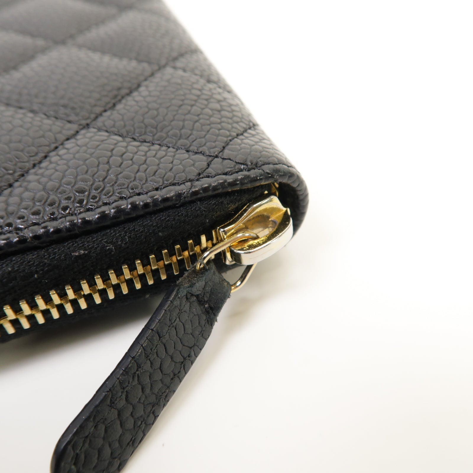 CHANEL **【激減優惠】菱格Caviar皮革Zipped Wallet金扣長錢包黒色