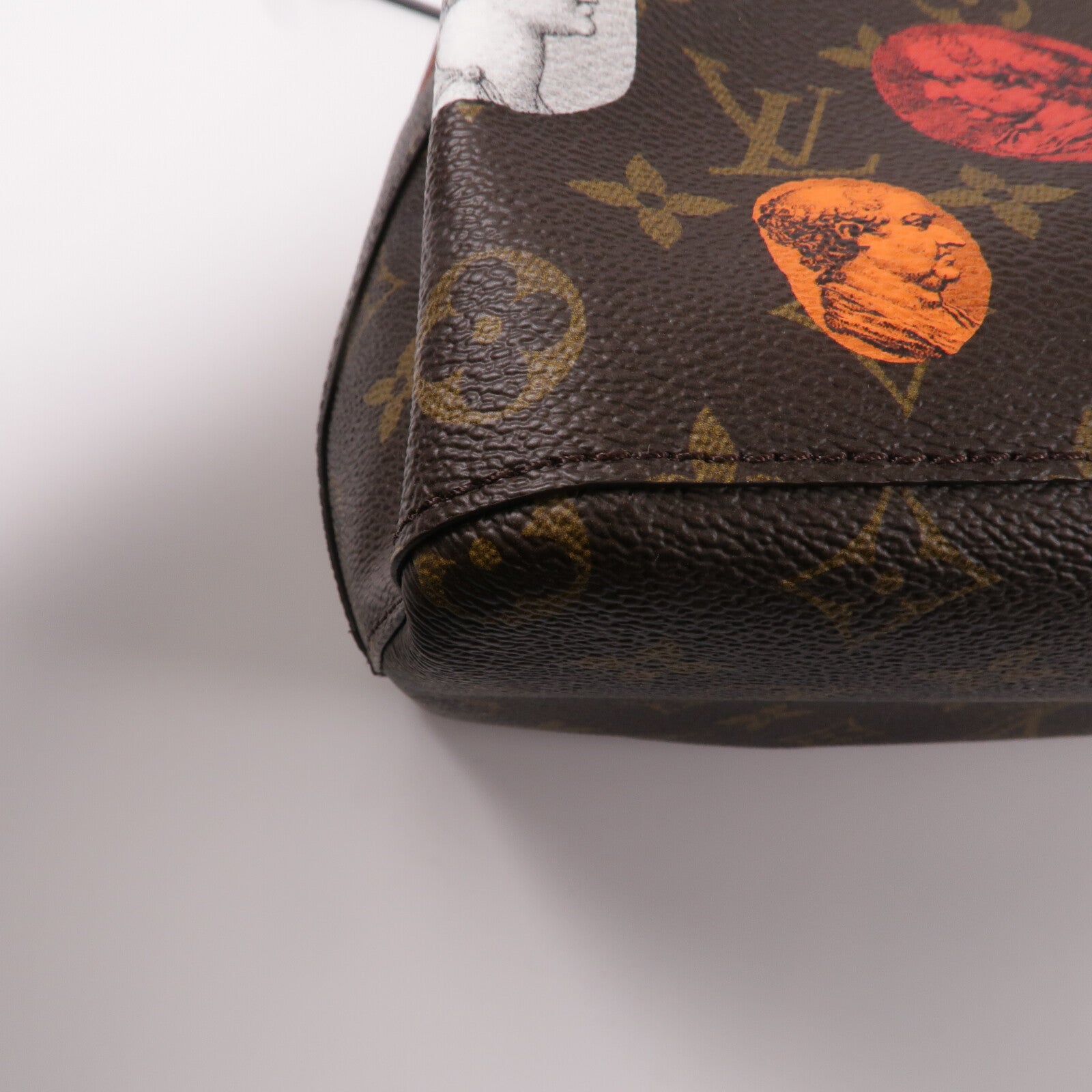 LOUIS VUITTON Monogram Cameo Fornasetti NeoNoe MM肩背袋