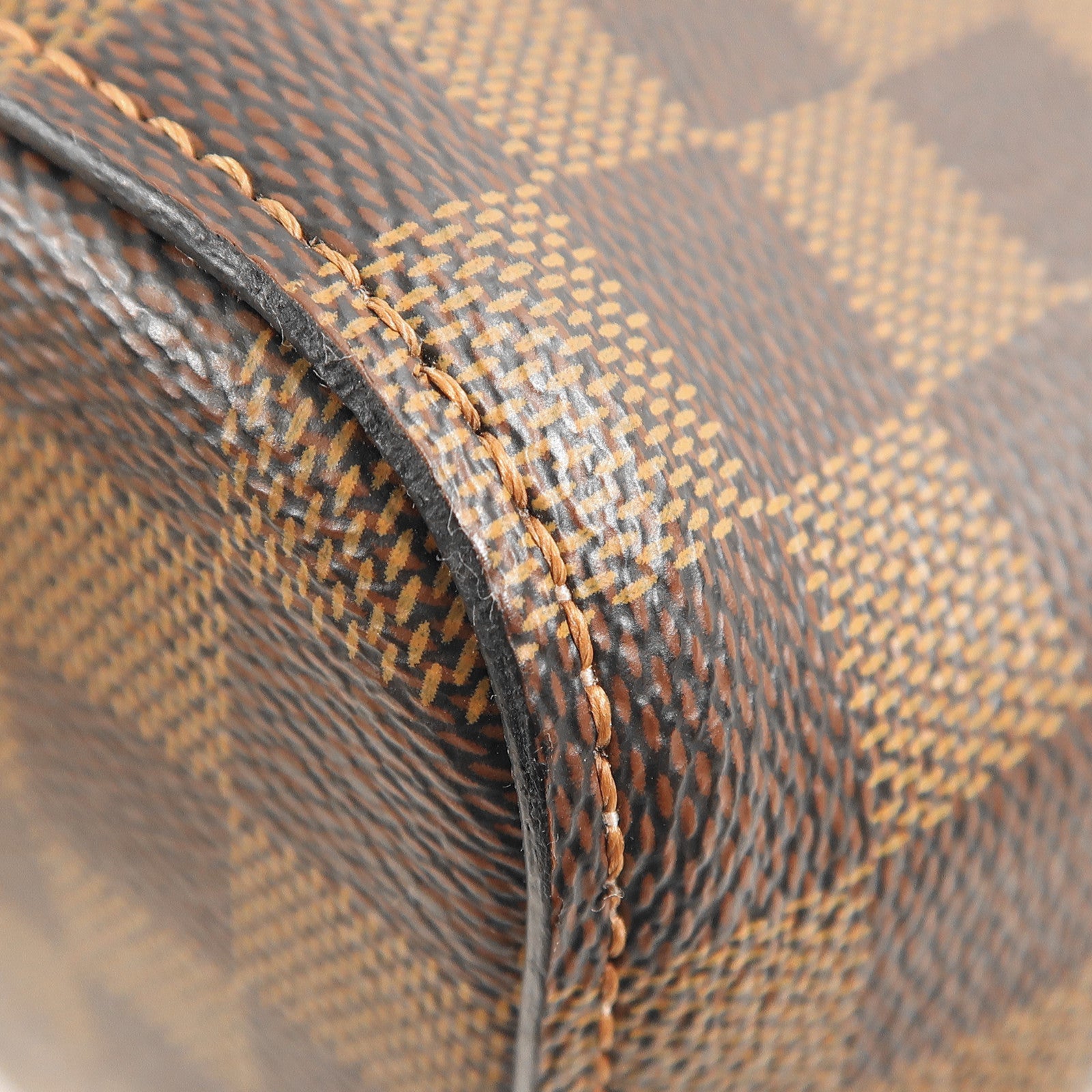 LOUIS VUITTON Damier NeoNoe金扣肩背袋