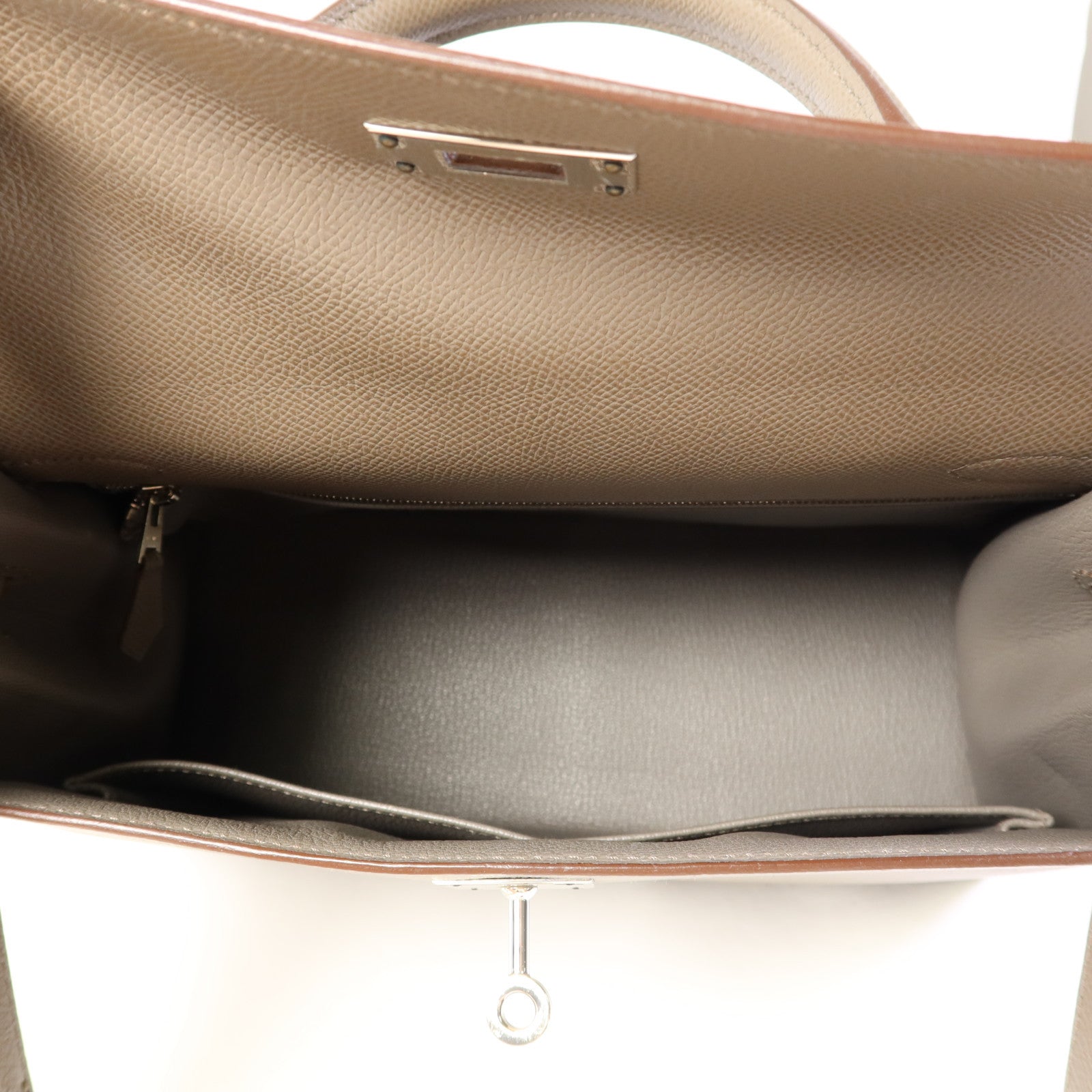 HERMES Epsom皮革Kelly 28銀扣手挽肩背兩用袋Etain